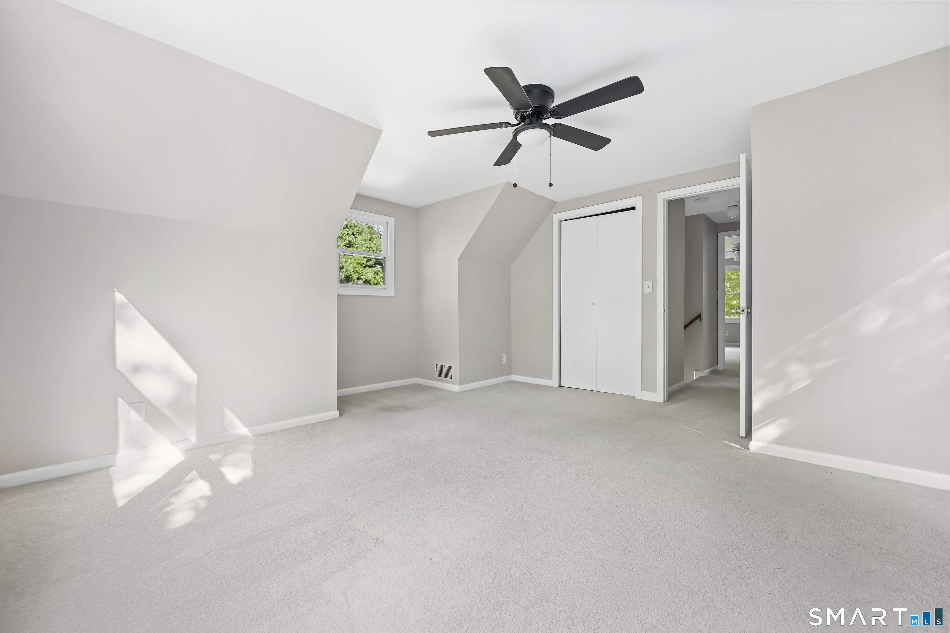 61 Rolling Green Road Property Photo 23