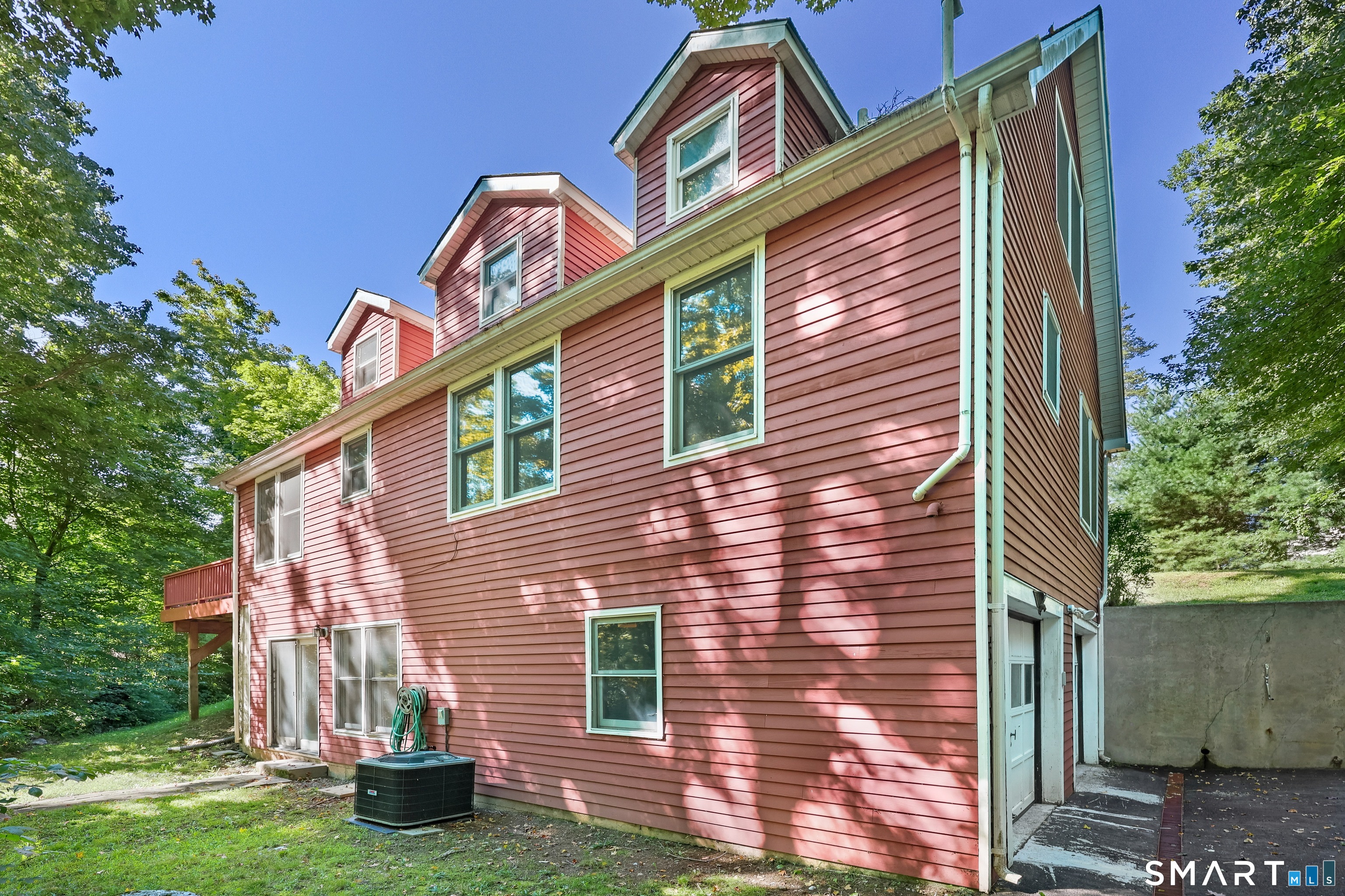 61 Rolling Green Road Property Photo 34