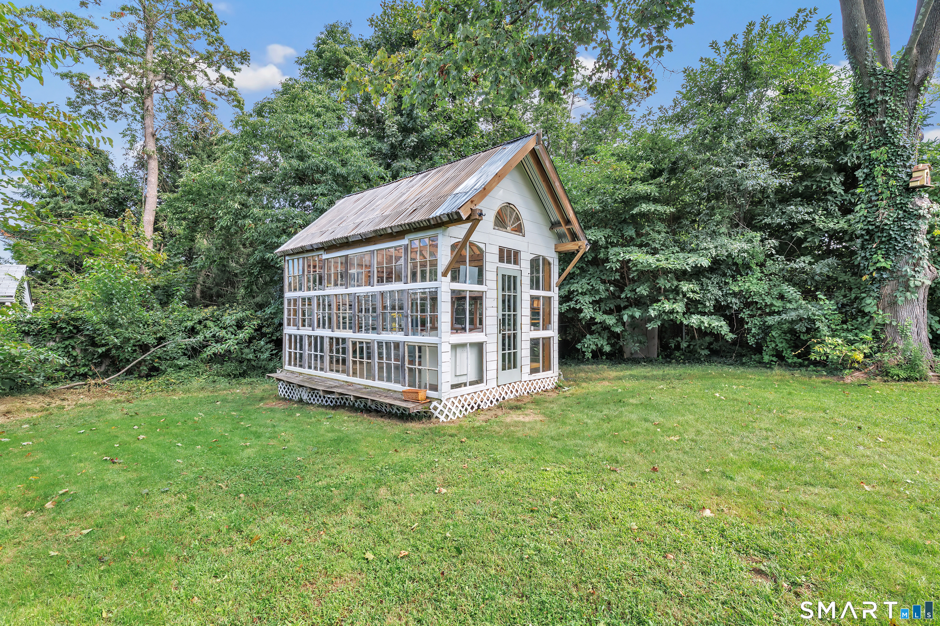 31 Clover Street Property Photo 8