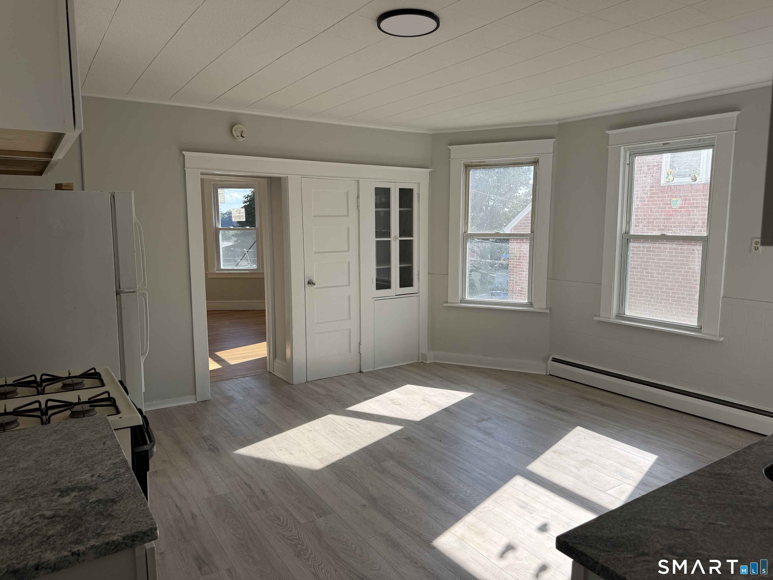 34 Beatty 2nd Floor Street Property Photo 16