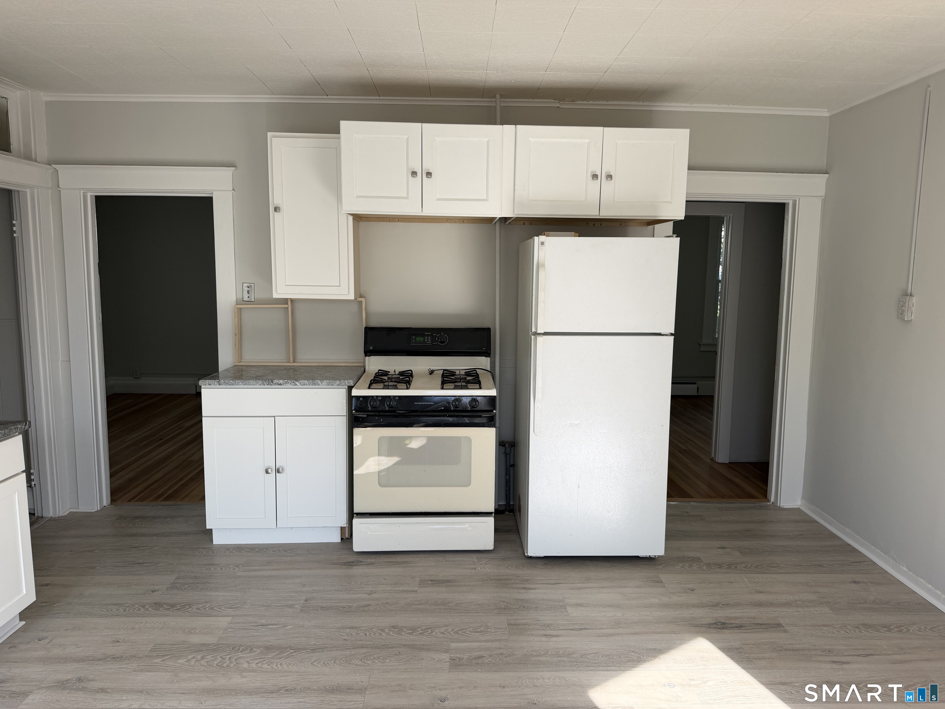 34 Beatty 2nd Floor Street Property Photo 17