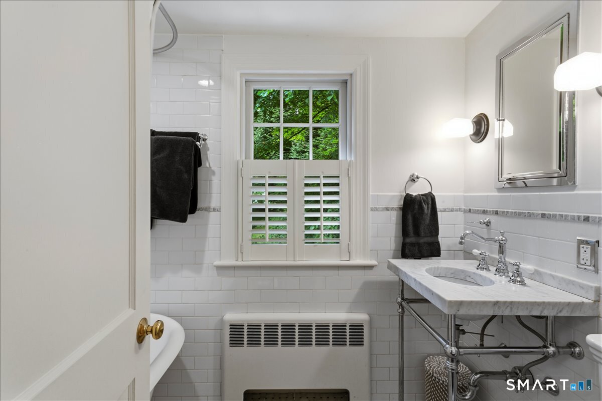 23 Cook Street Property Photo 24