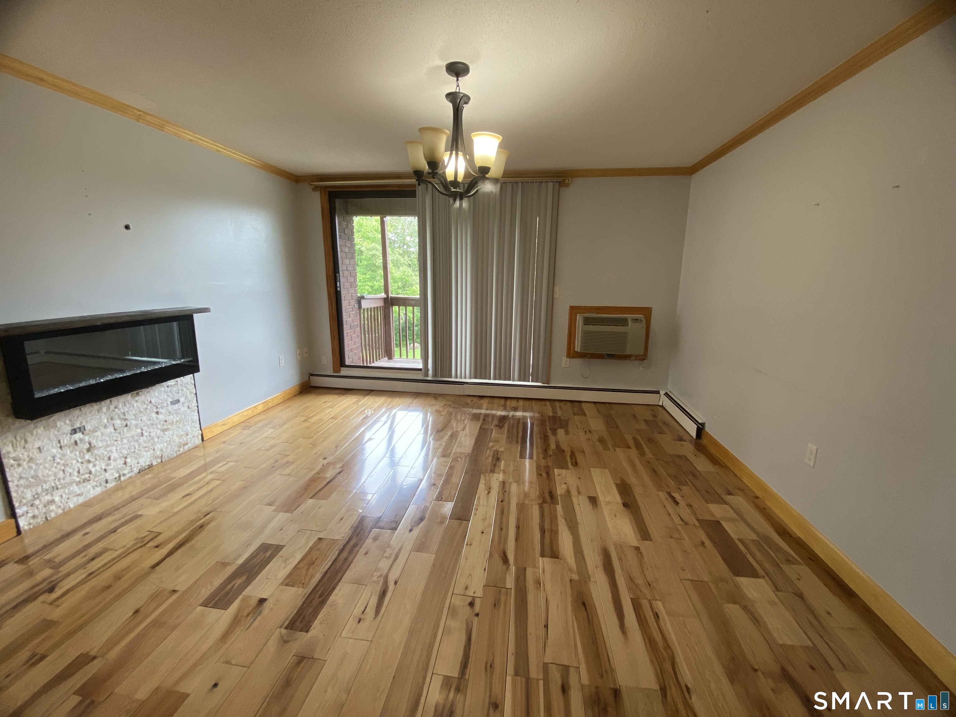 1216 Cromwell Hills 1216 Drive Property Photo 2