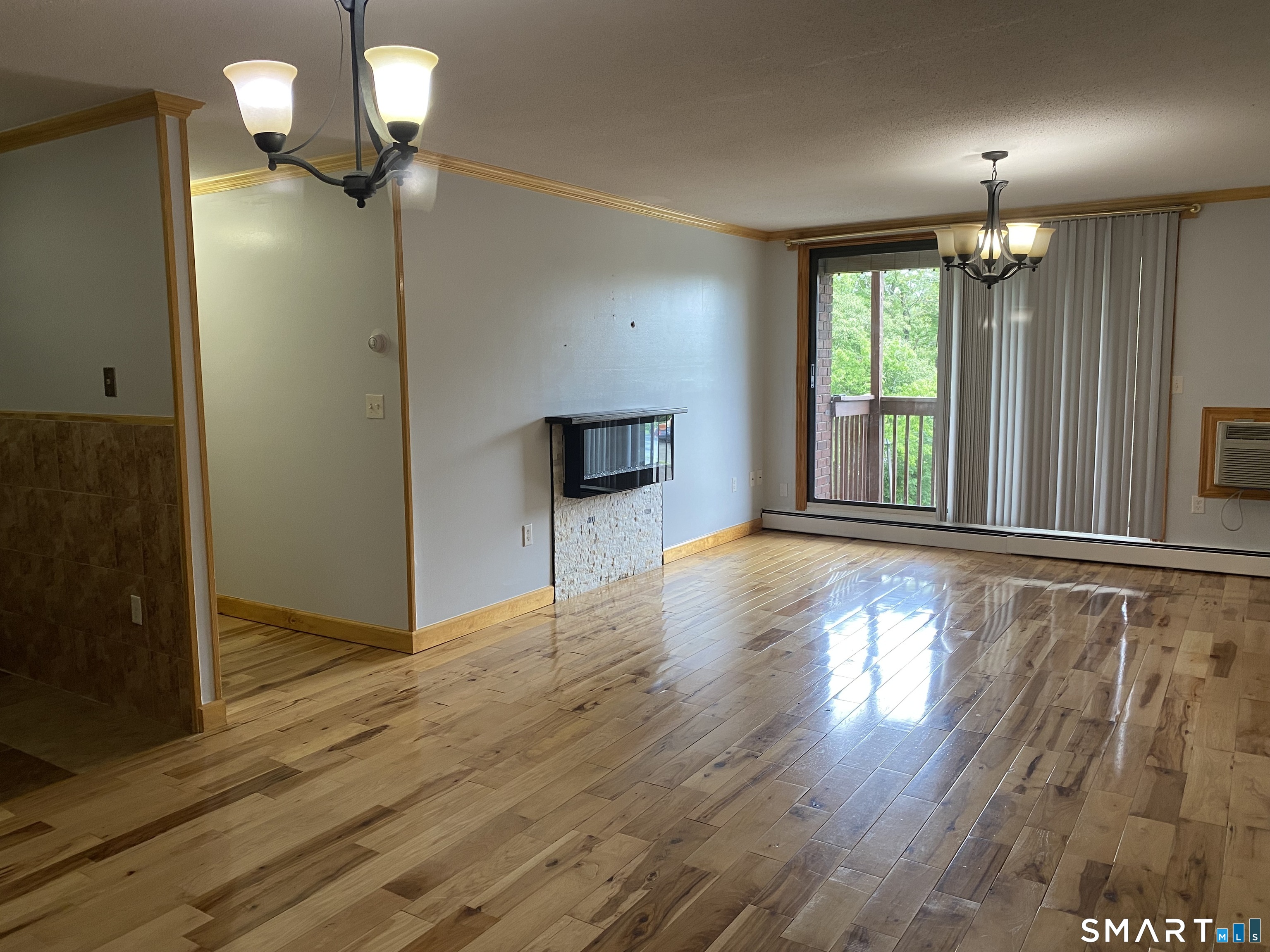 1216 Cromwell Hills 1216 Drive Property Photo 6