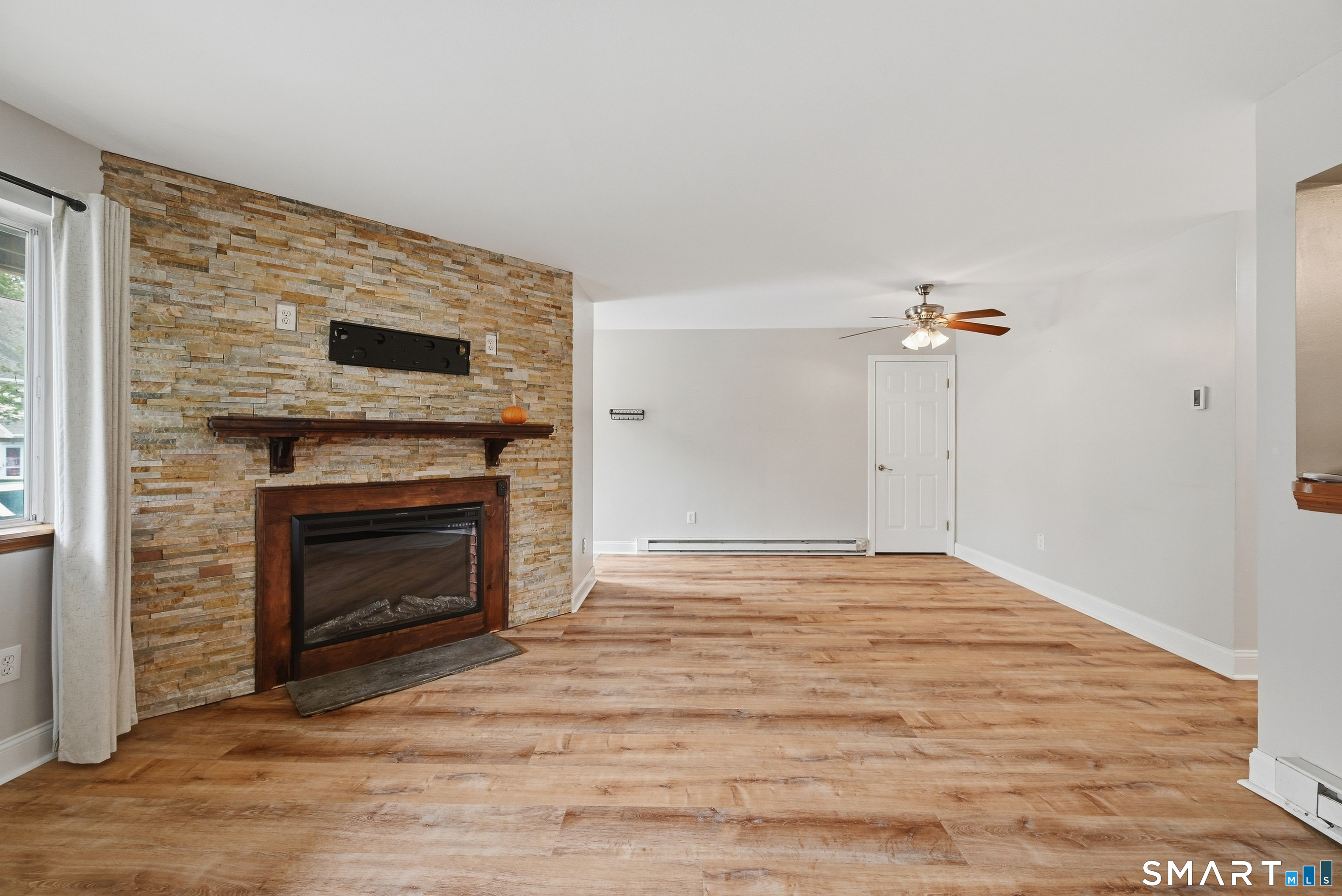 225 Willow 225 Springs Property Photo 7