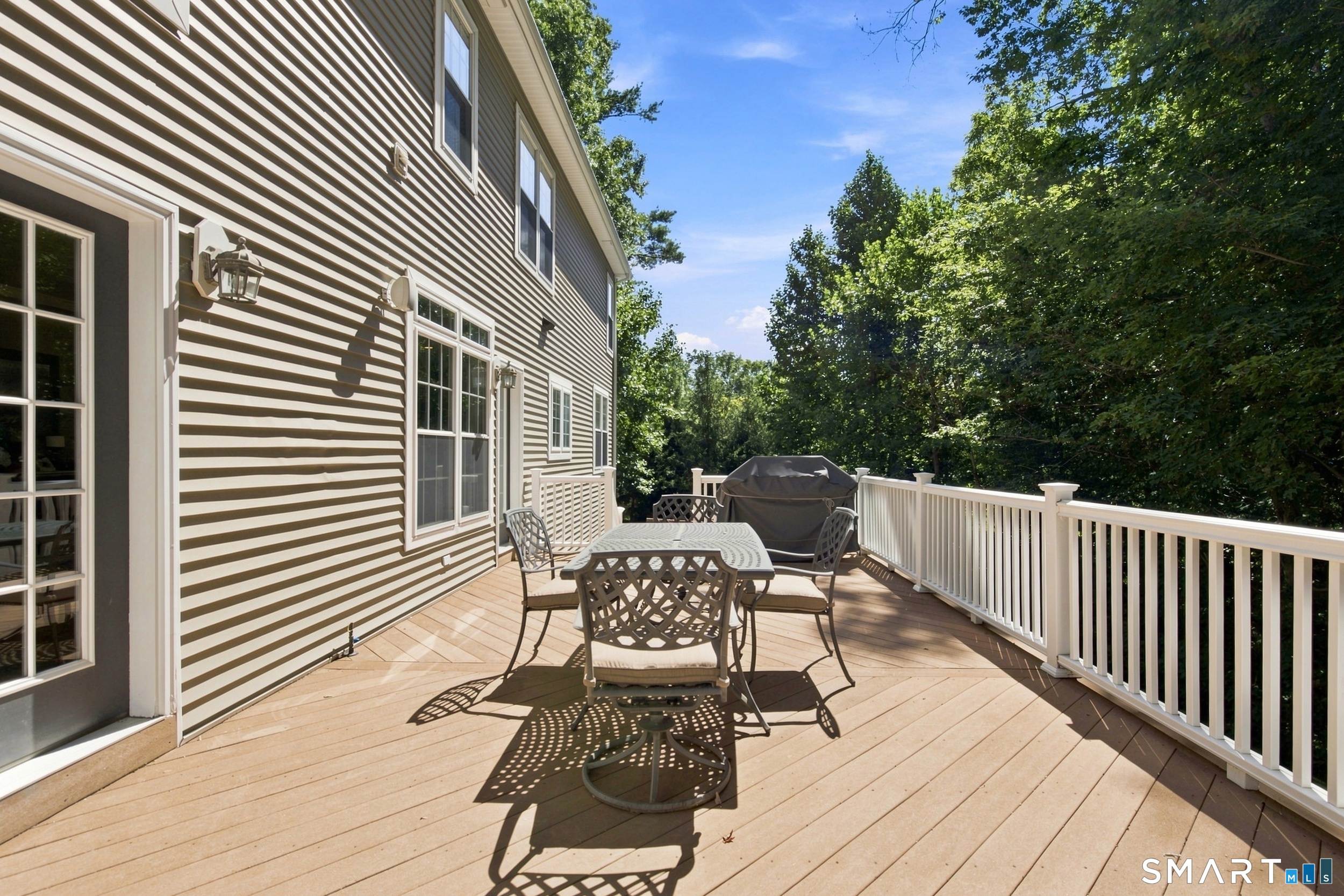 99 Maler Avenue Property Photo 13