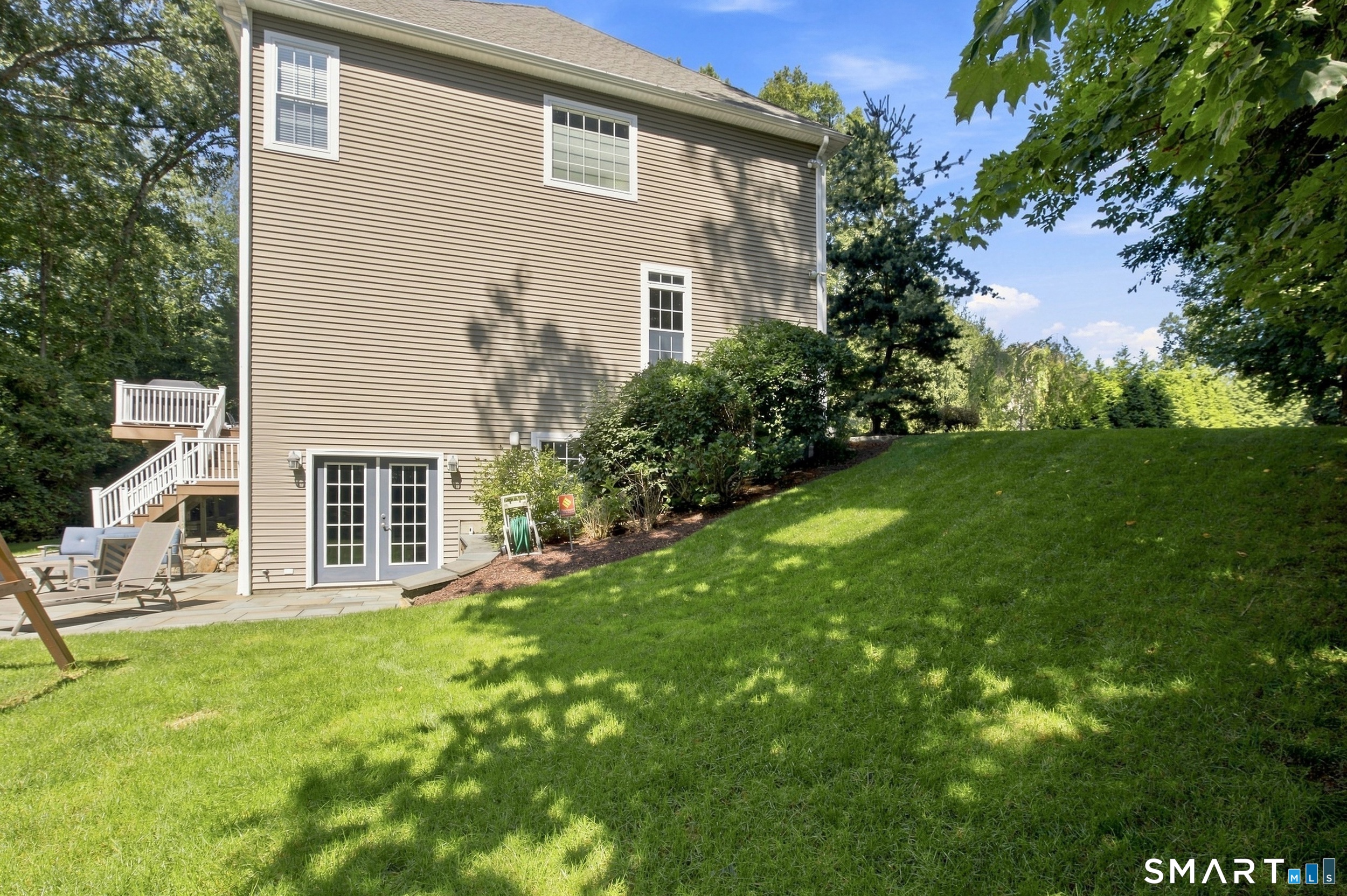 99 Maler Avenue Property Photo 40