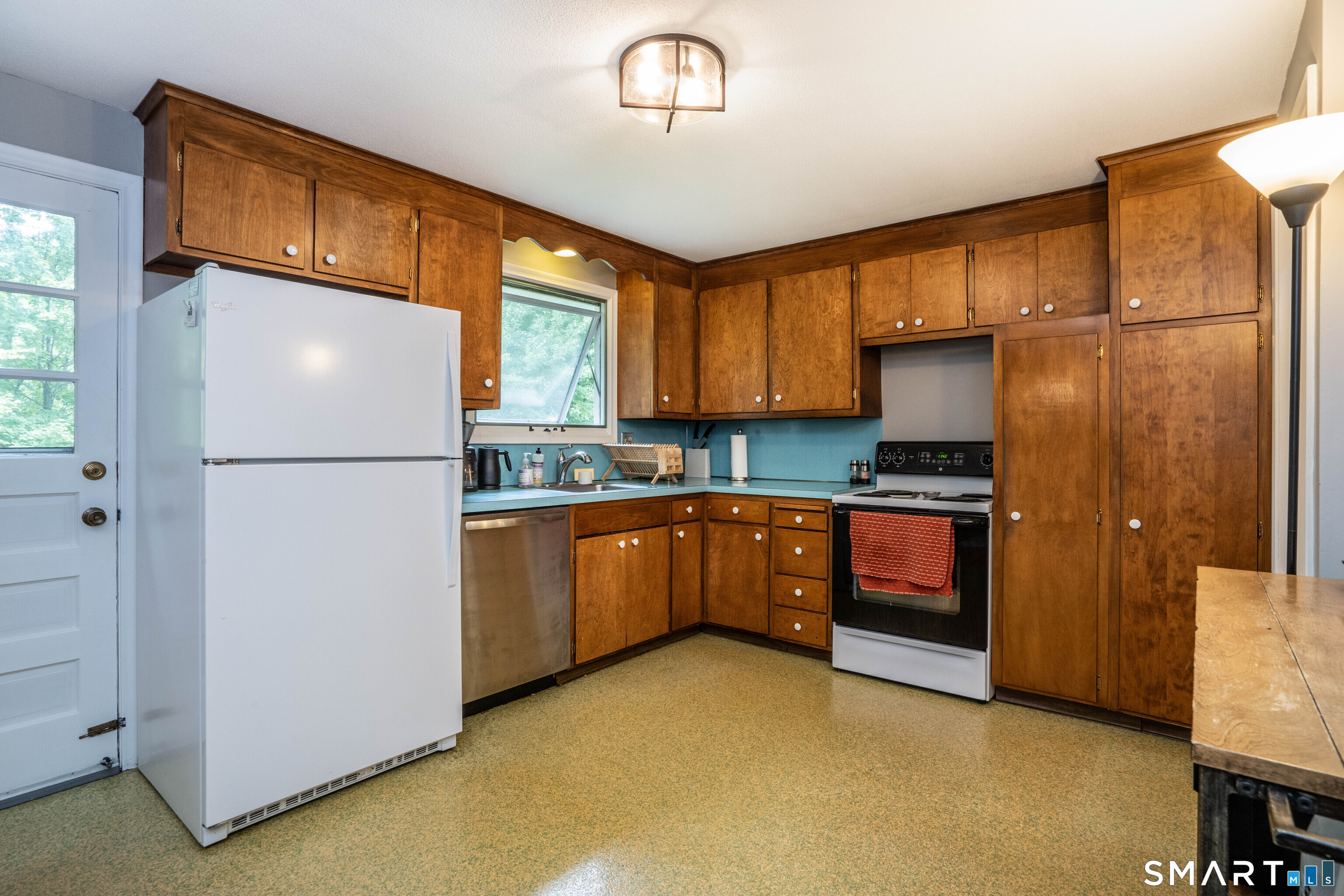 9 Maple Edge Drive Property Photo 12