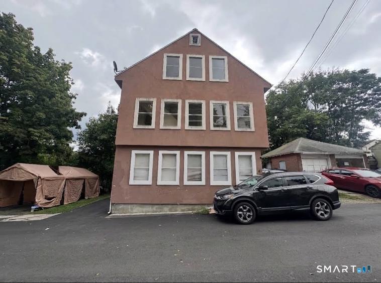 4 Foster Court Property Photo 1