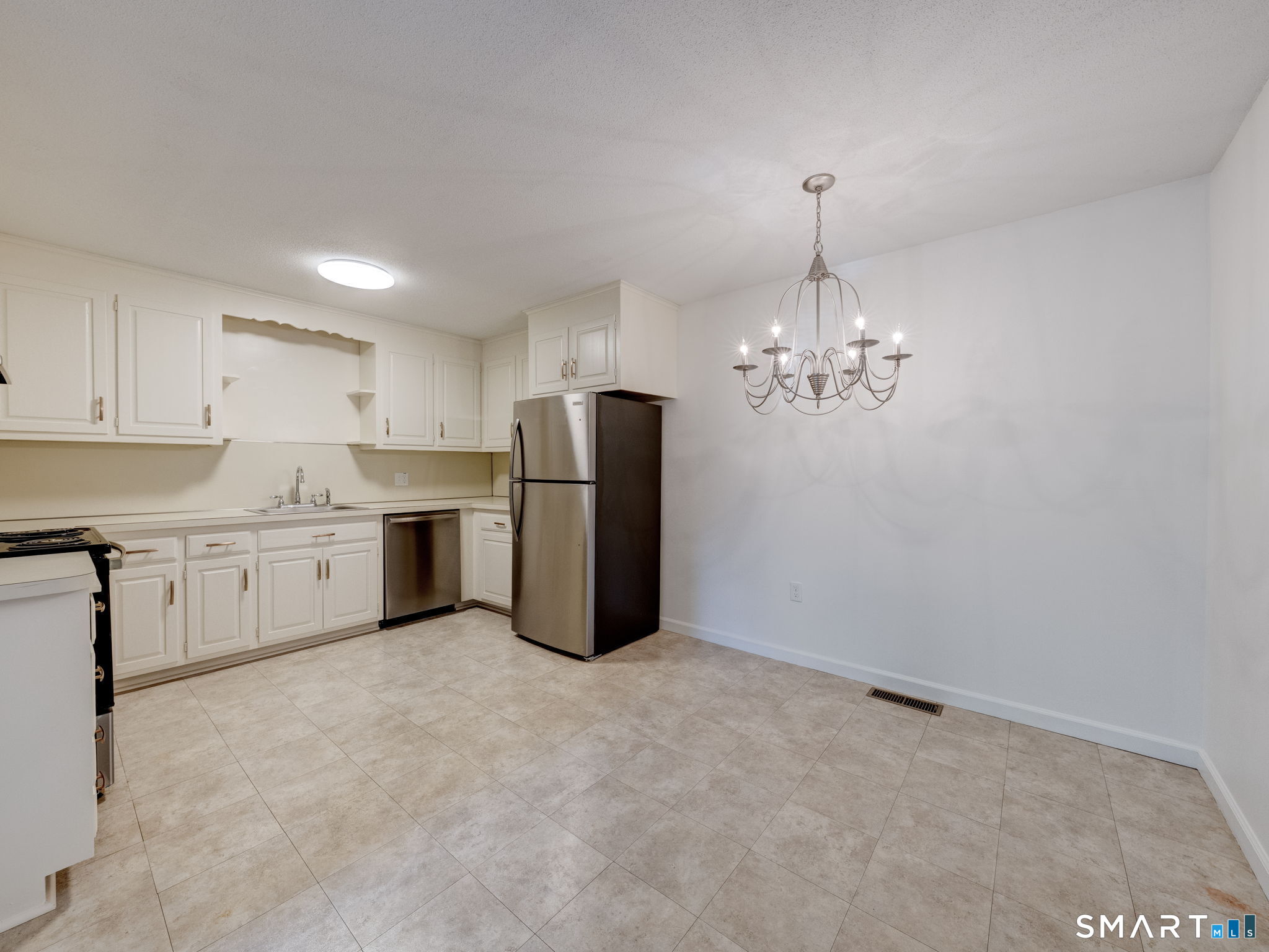 54 Oak 13 Street Property Photo 6