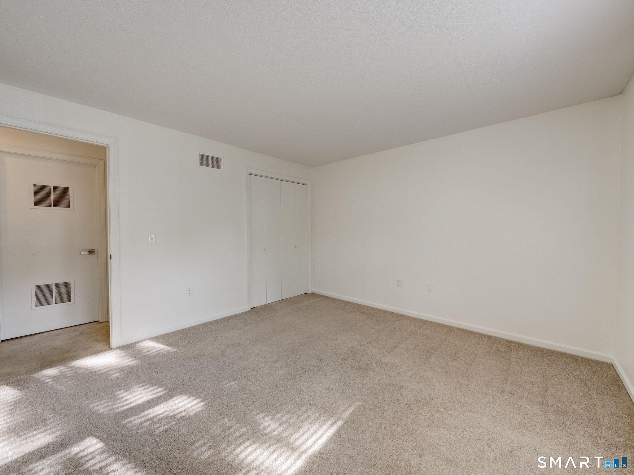 54 Oak 13 Street Property Photo 16