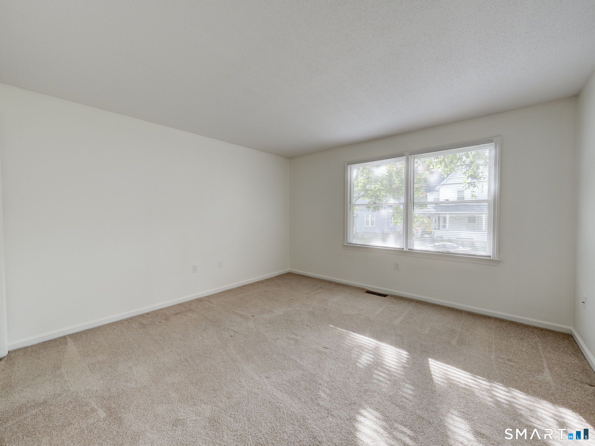 54 Oak 13 Street Property Photo 17