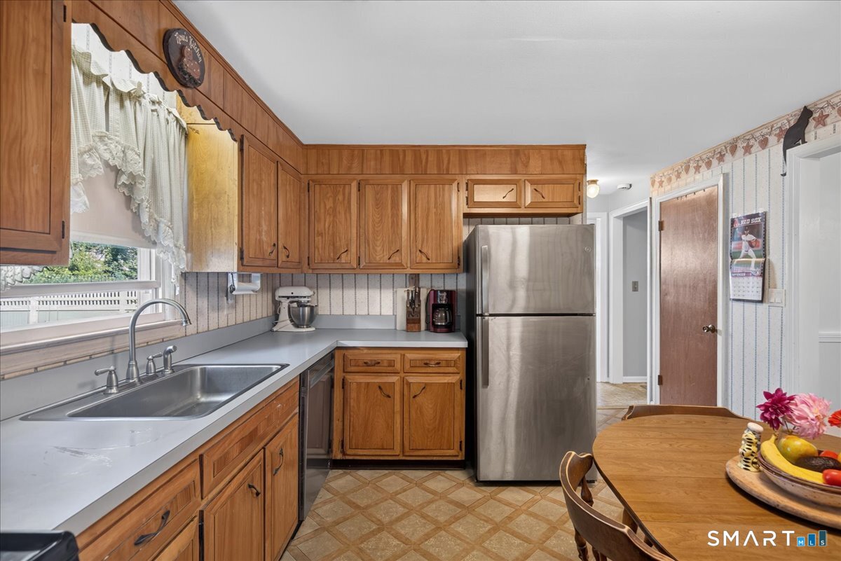 147 Daniel Road Property Photo 12