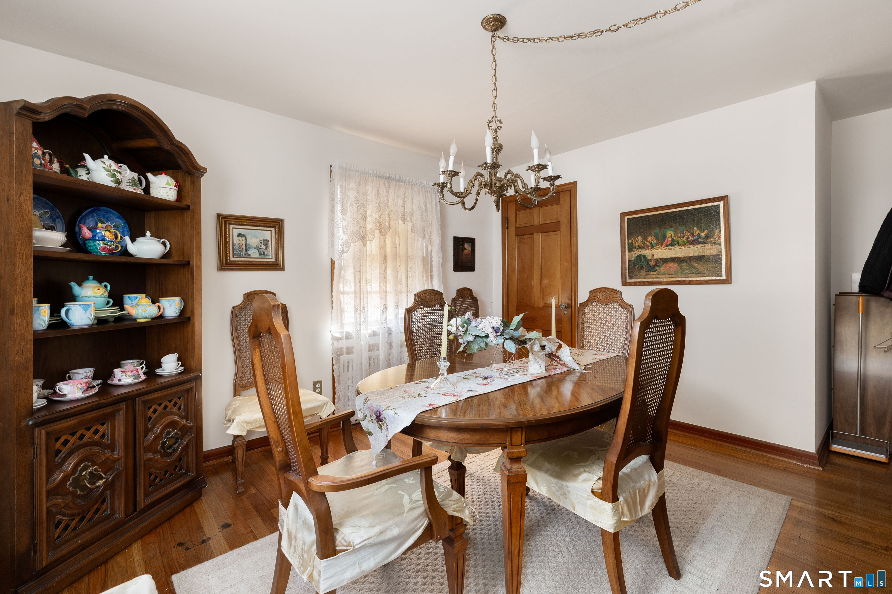 65 Roosevelt Avenue Property Photo 16