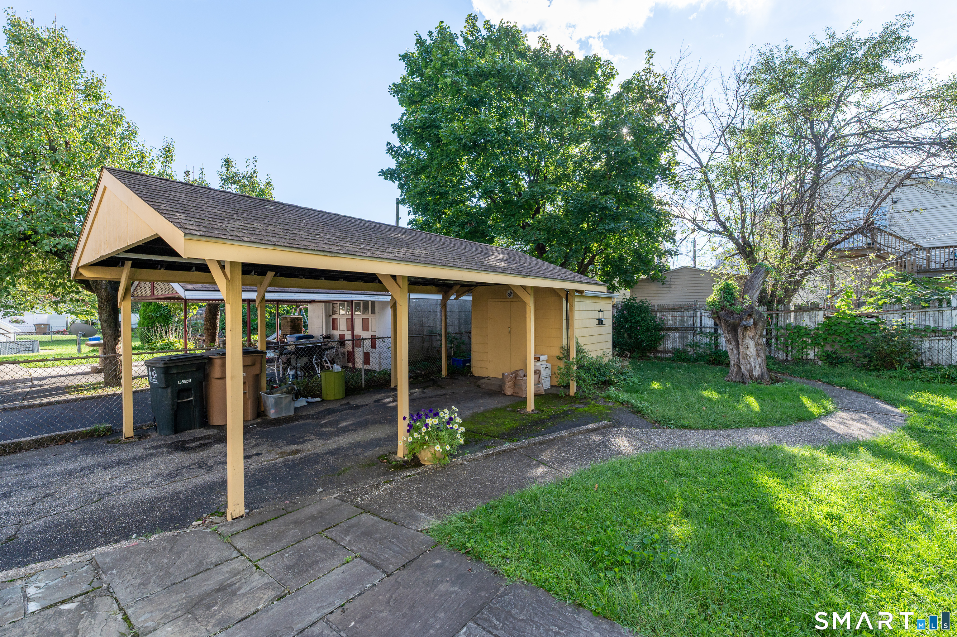 65 Roosevelt Avenue Property Photo 30