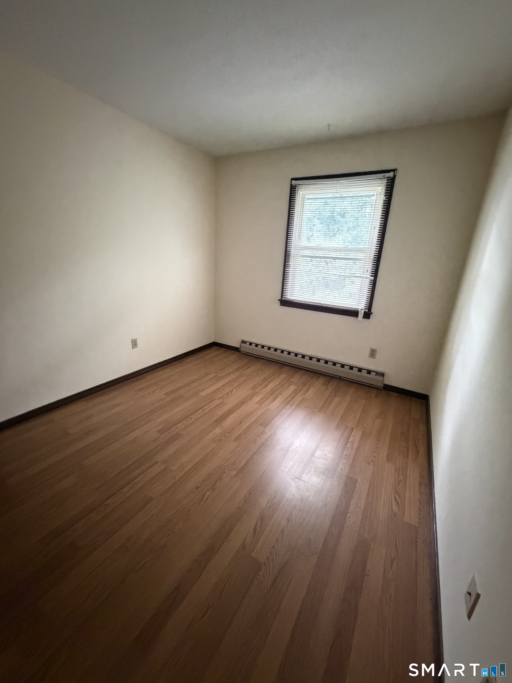 90 Burton 3 Street Property Photo 11