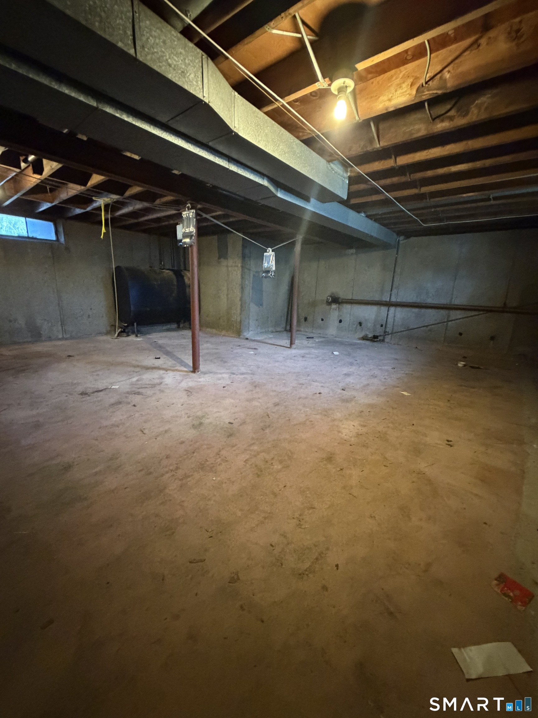 180 Portland Street Property Photo 10