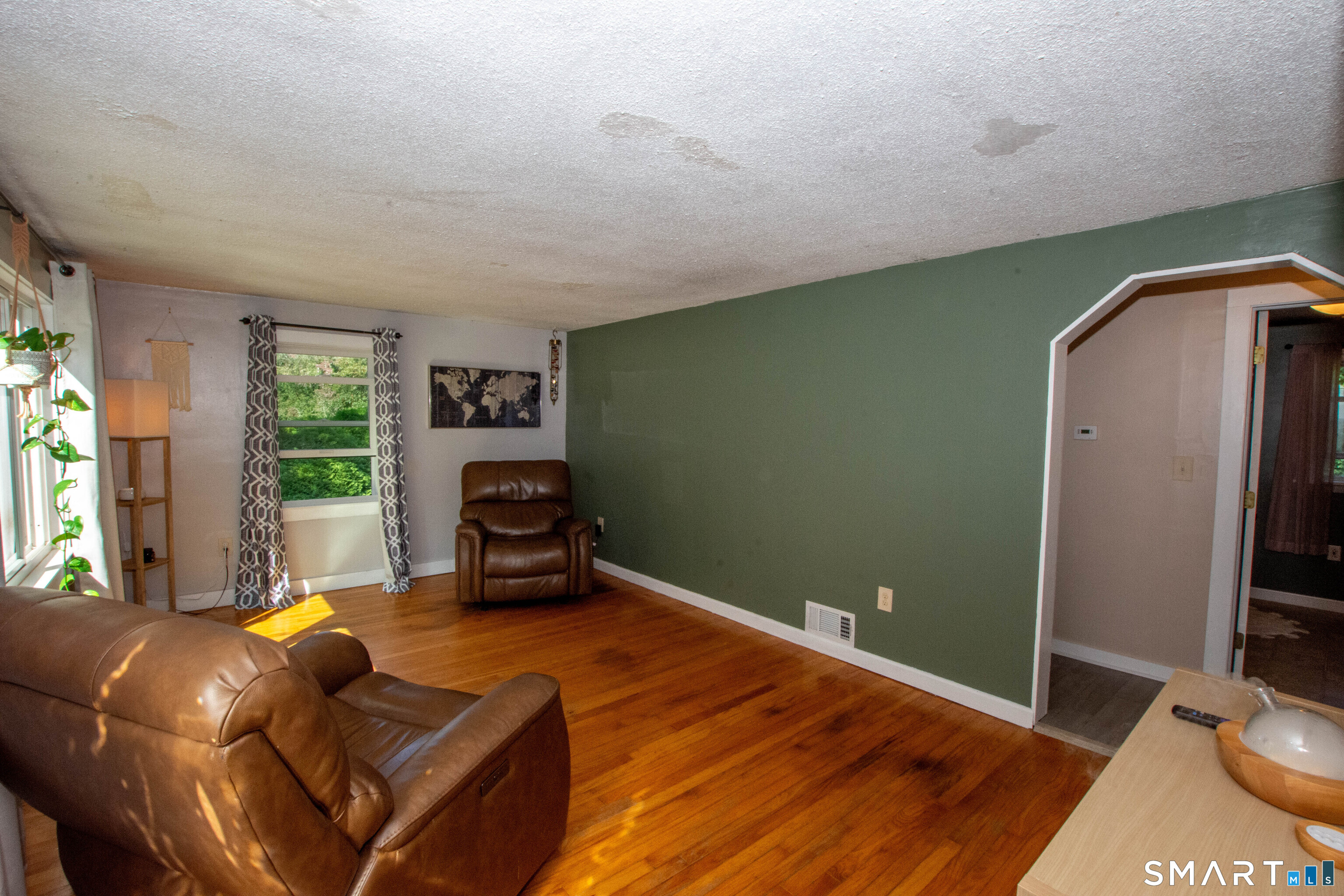 37 Lambert Drive Property Photo 5