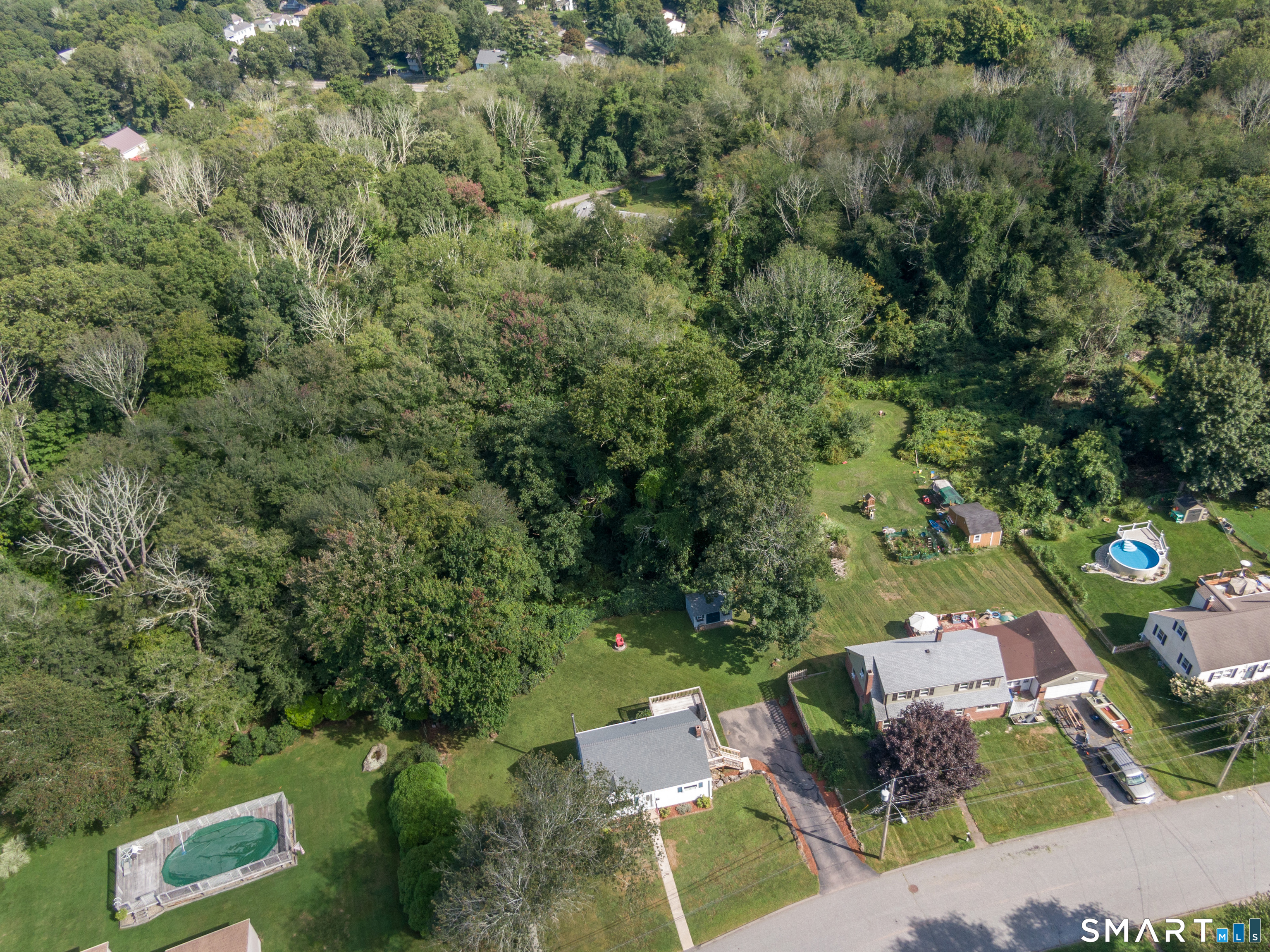 37 Lambert Drive Property Photo 18