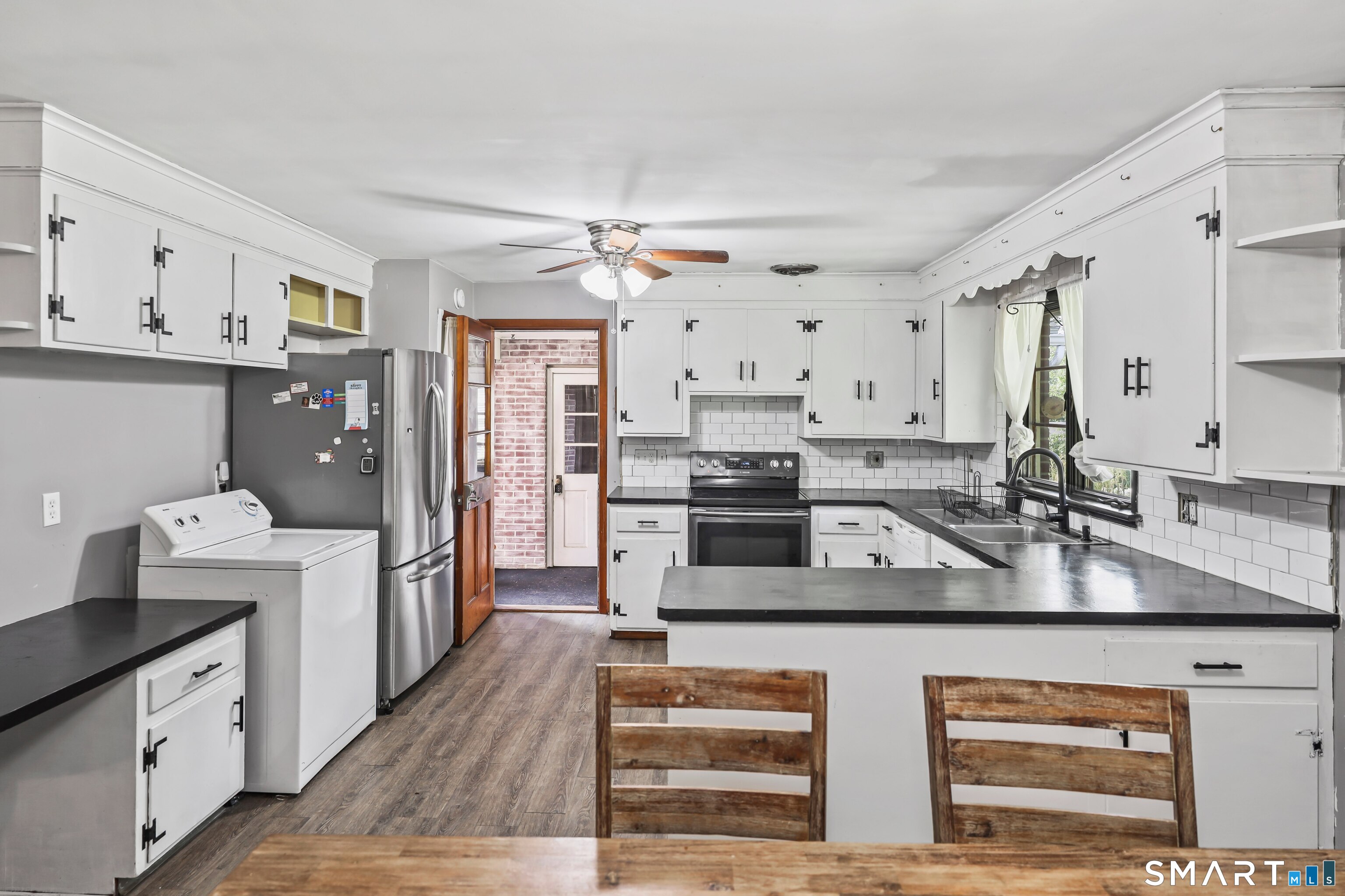 155 Frederick Street Property Photo 11