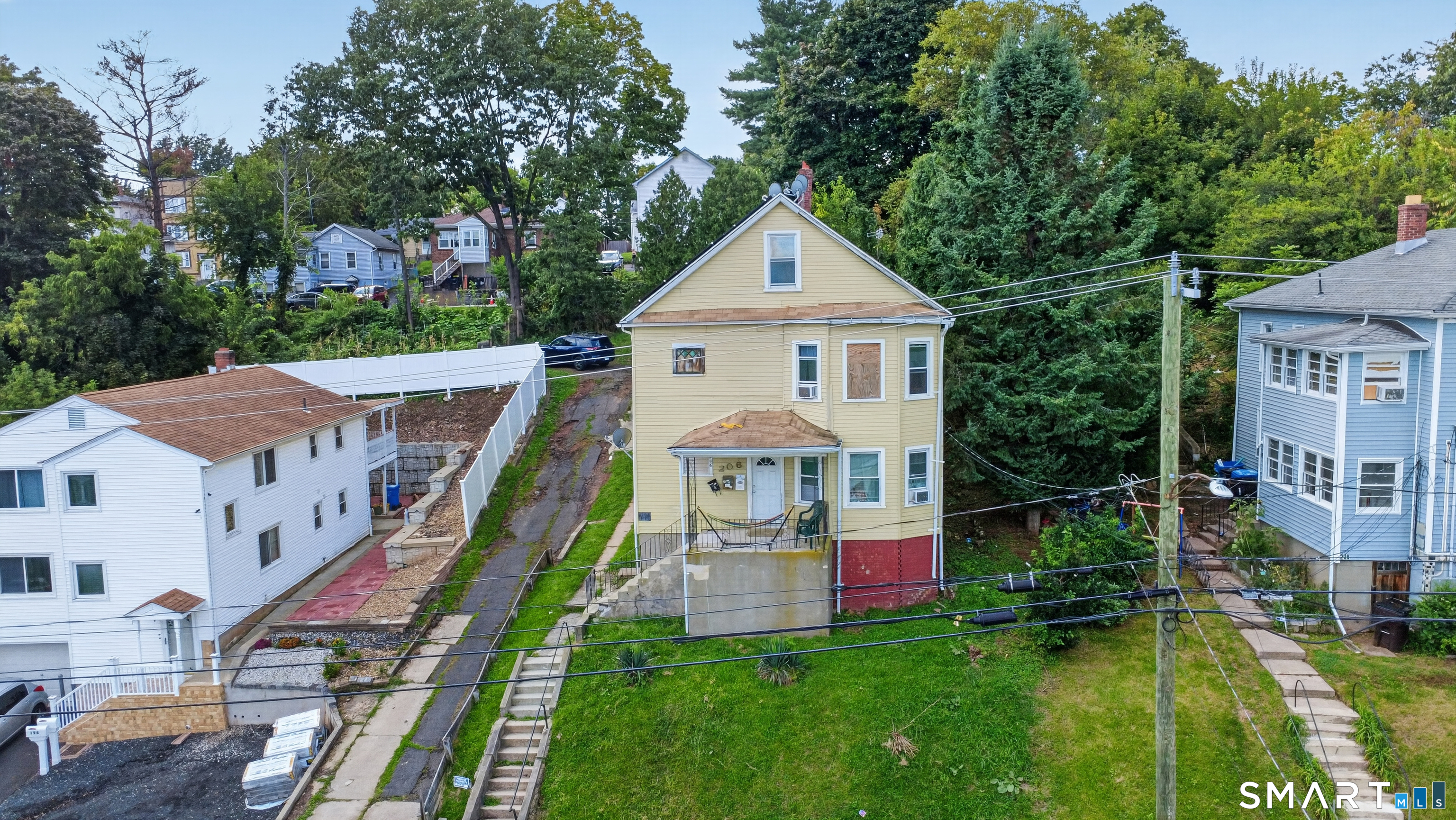 206 Clark Street Property Photo 1
