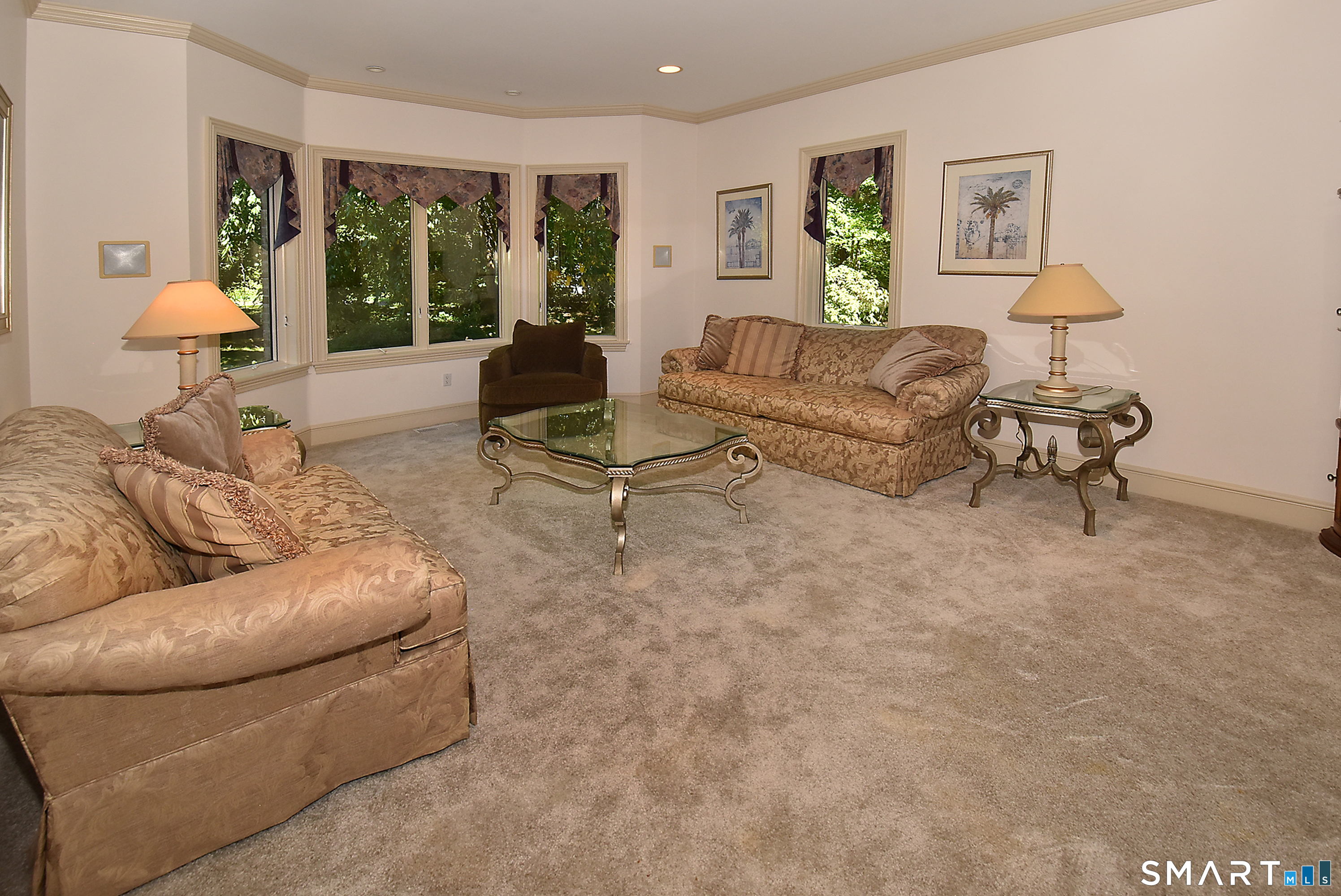 773 Shuttle Meadow Avenue Property Photo 8