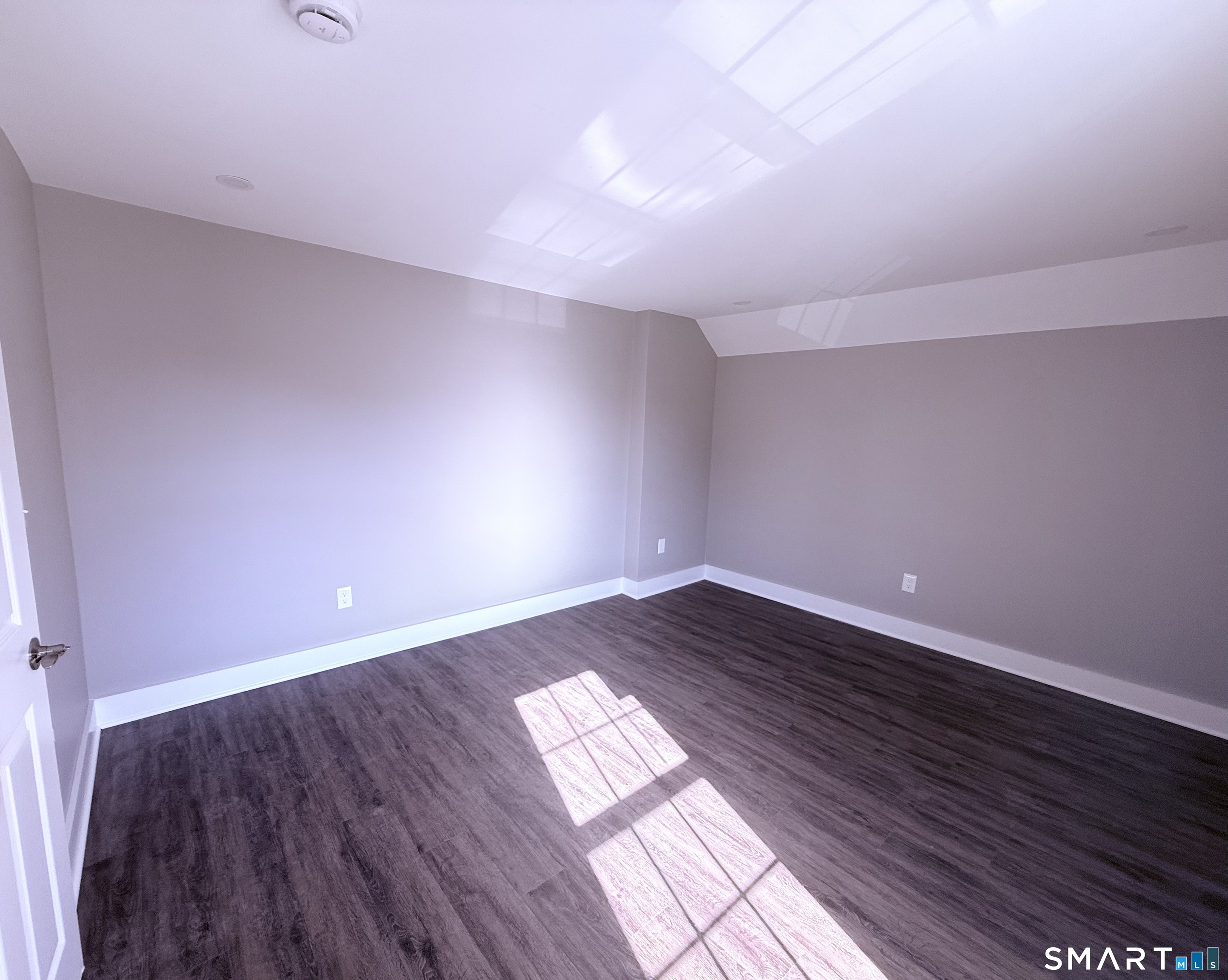 103 Willetts Avenue Property Photo 7