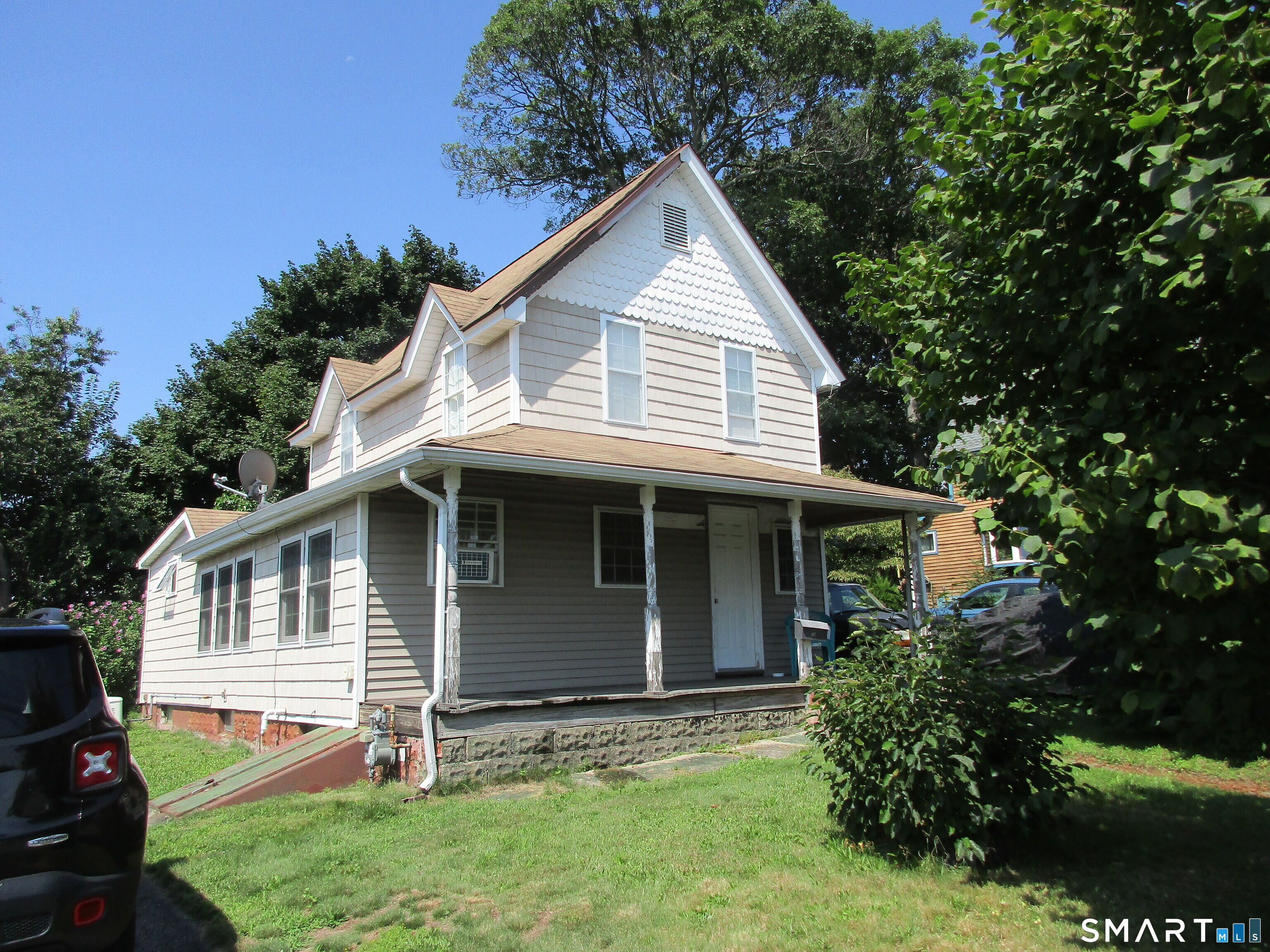 24 Monroe Street