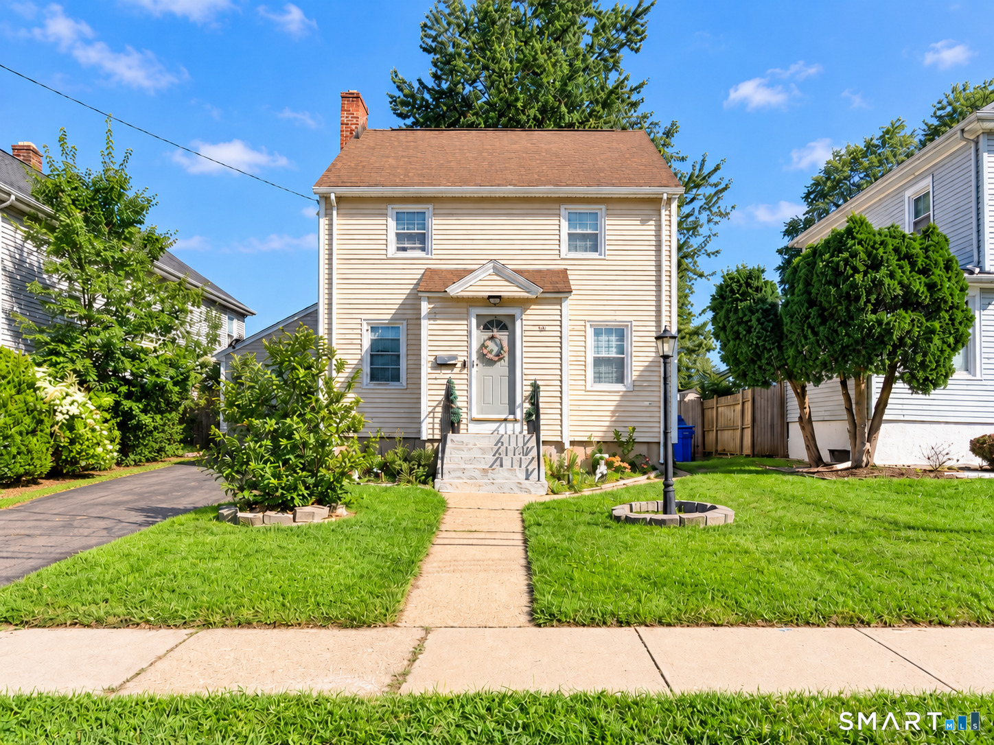 50 Yale Street Property Photo 1