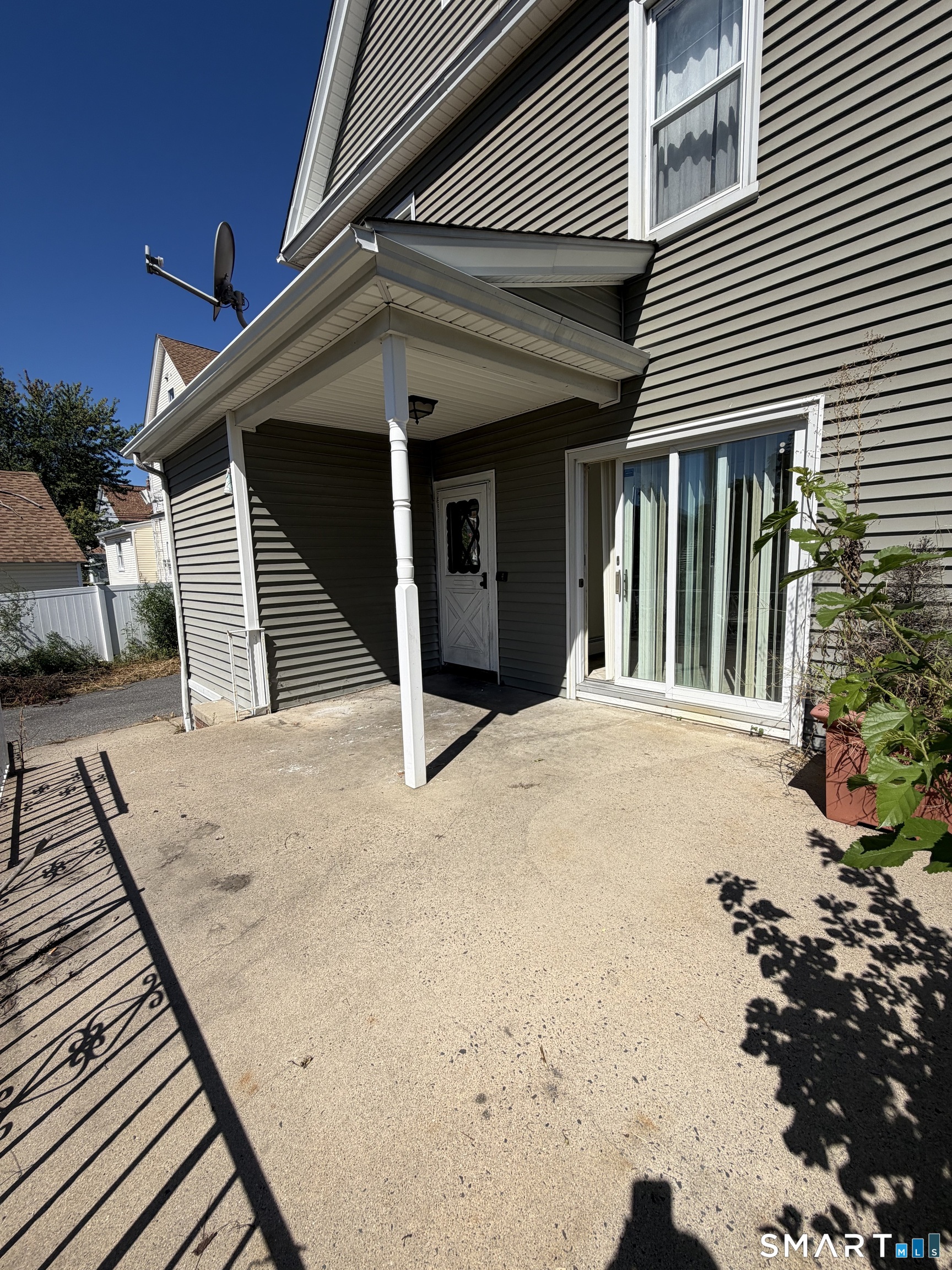1691 Broad West Street Property Photo 12