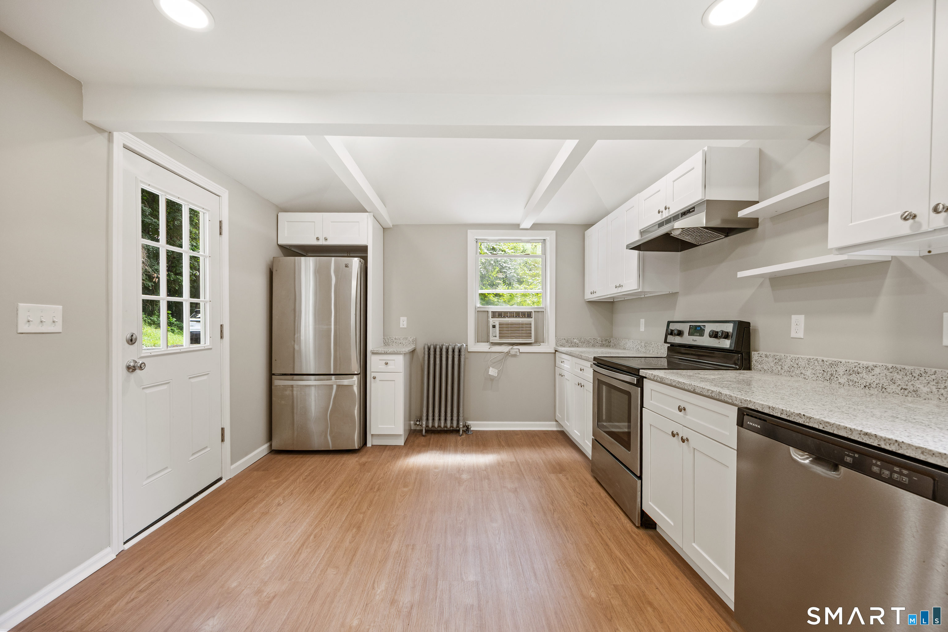 327 Steinmann Avenue Property Photo 6