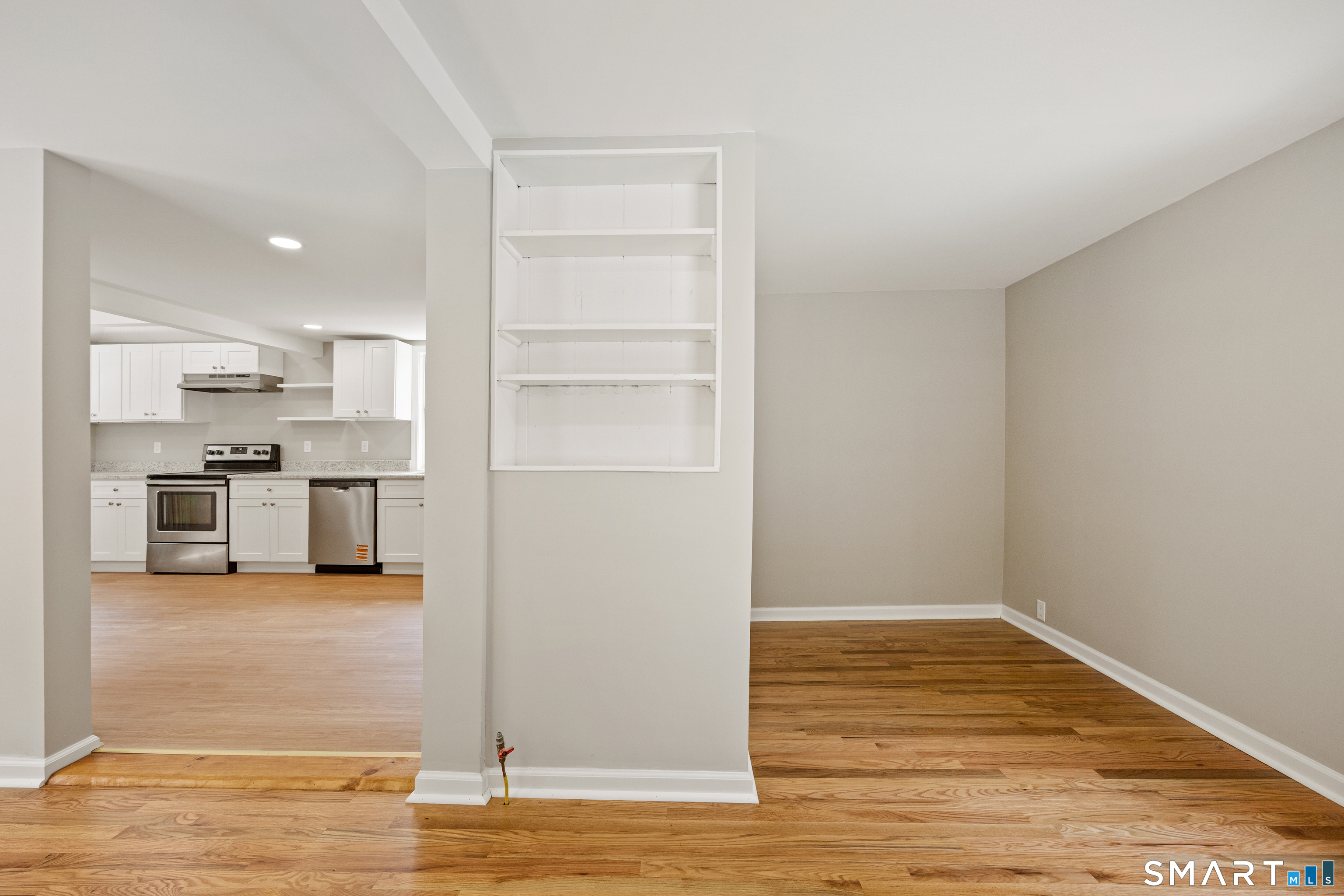 327 Steinmann Avenue Property Photo 11