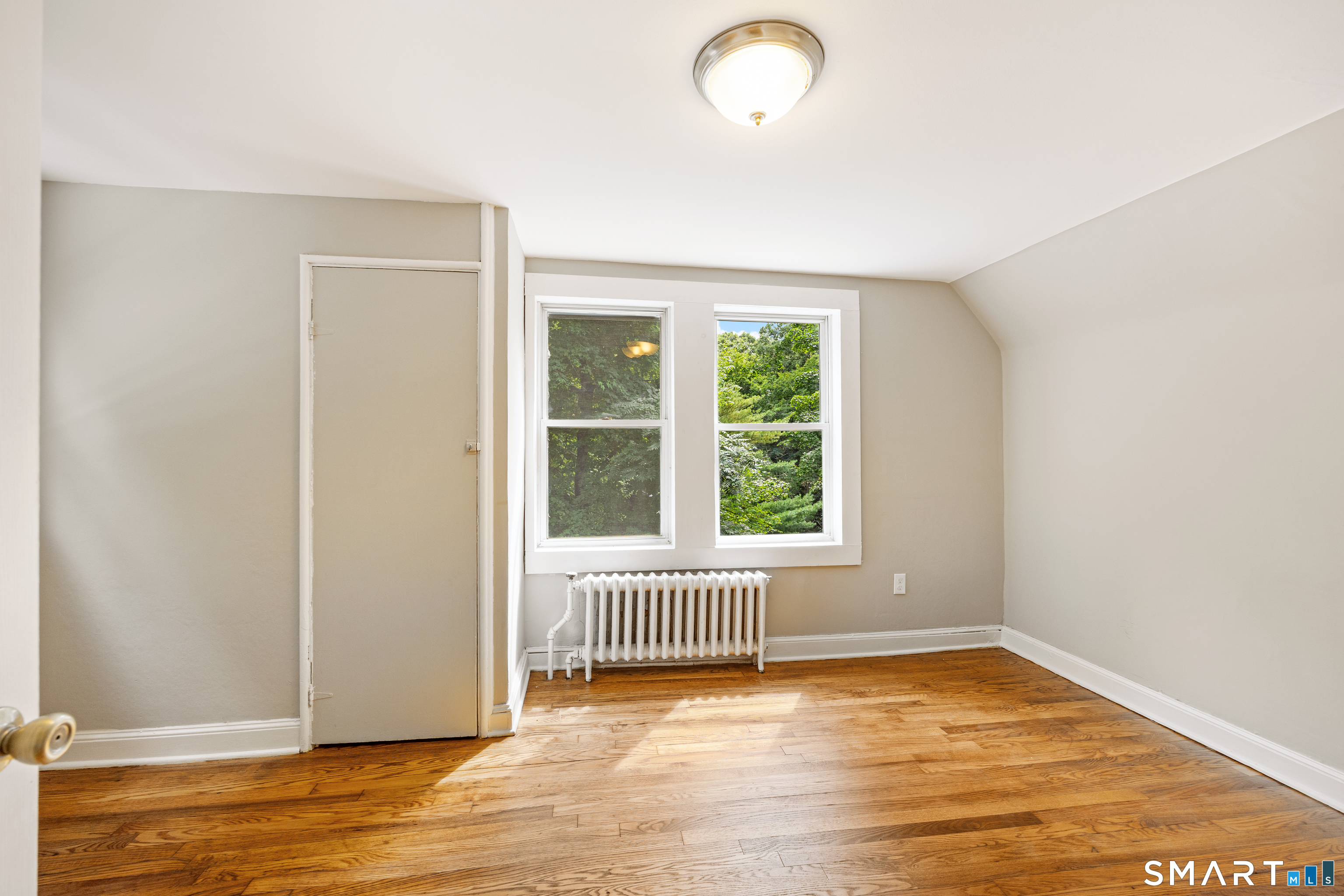 327 Steinmann Avenue Property Photo 16