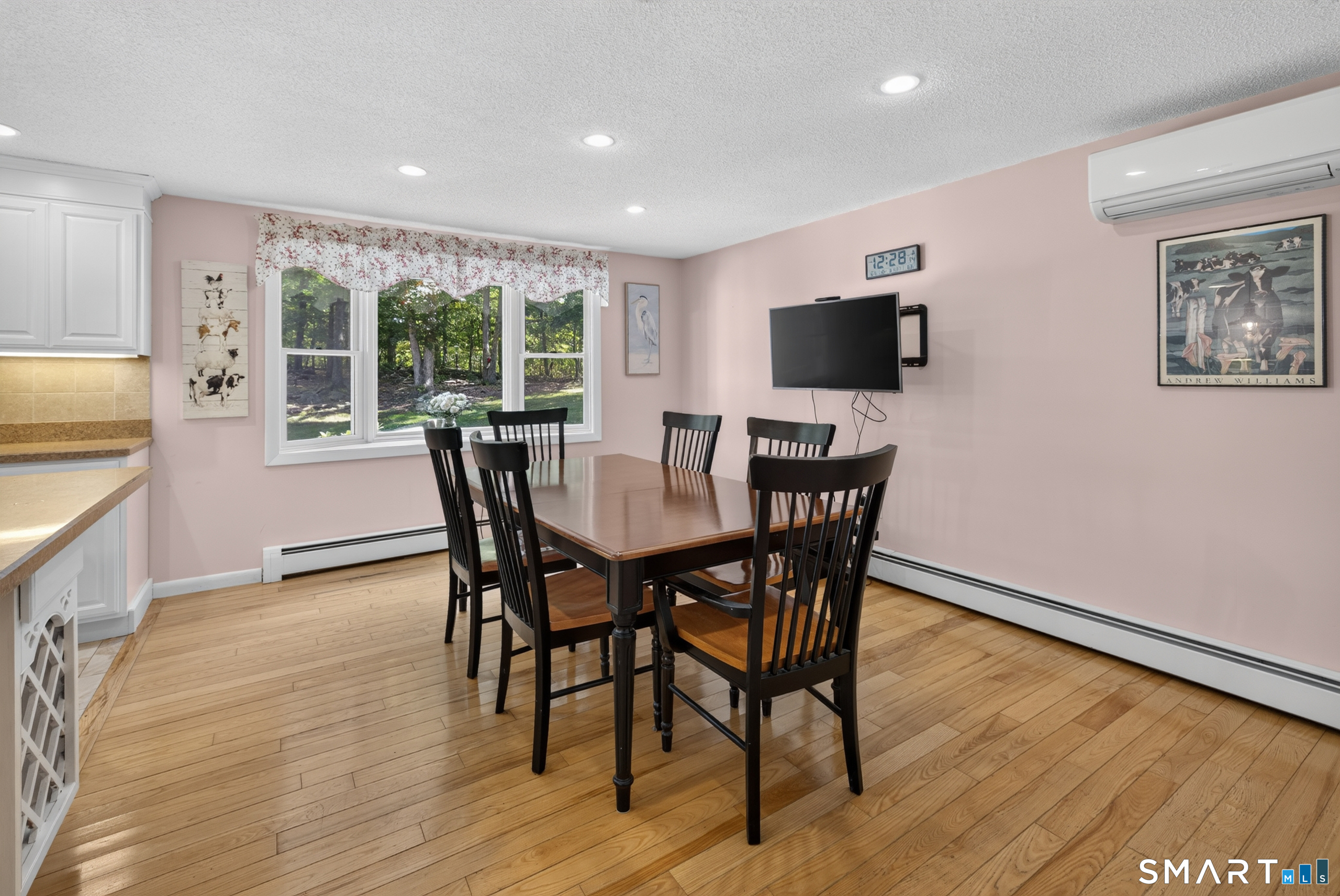 268 Woodland Street Property Photo 10