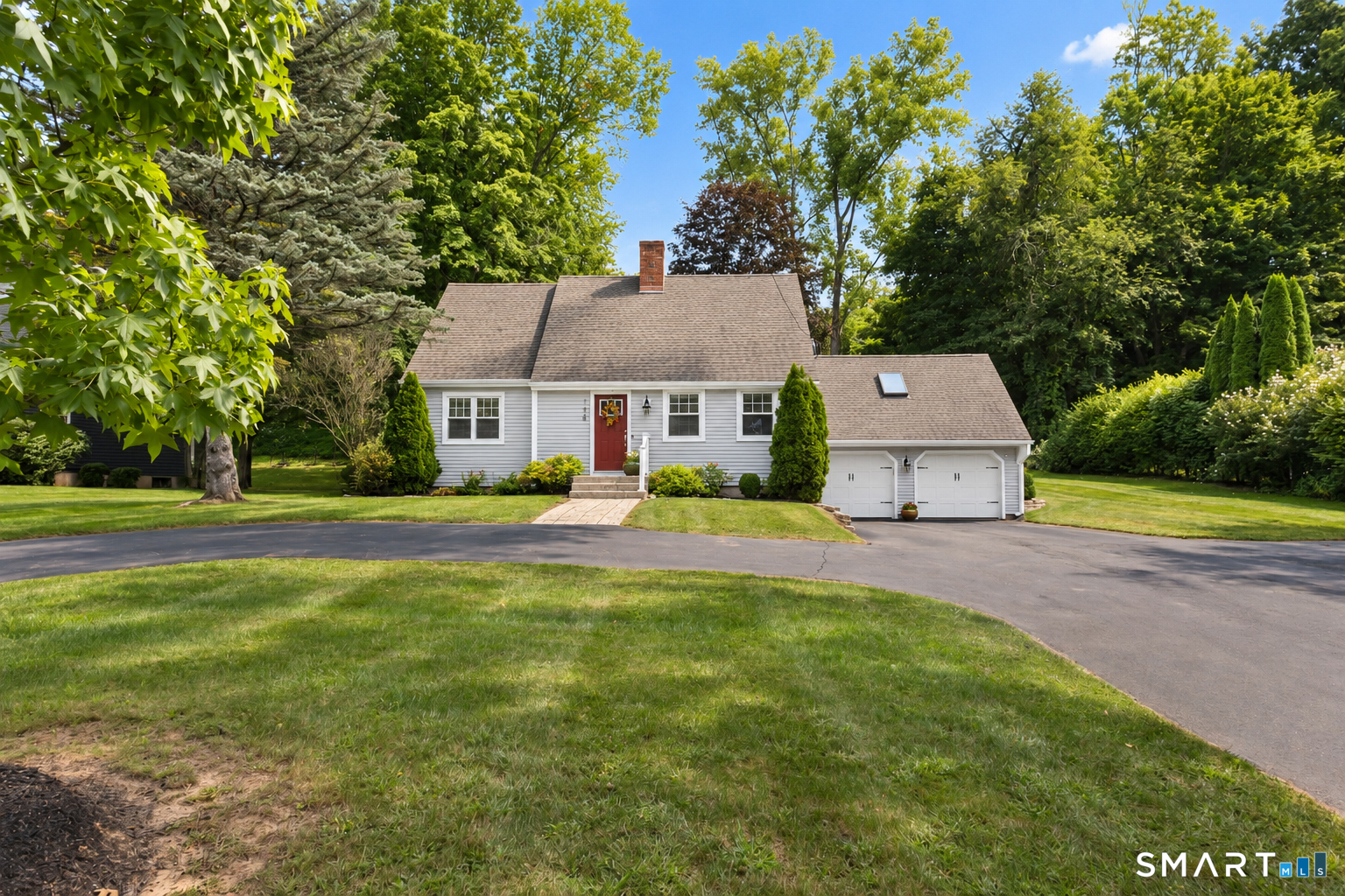 138 Tariffville Road Property Photo 2