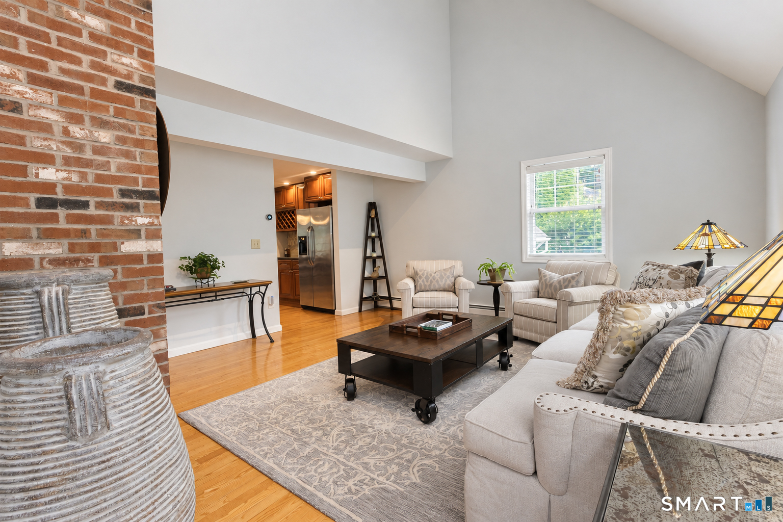 138 Tariffville Road Property Photo 8