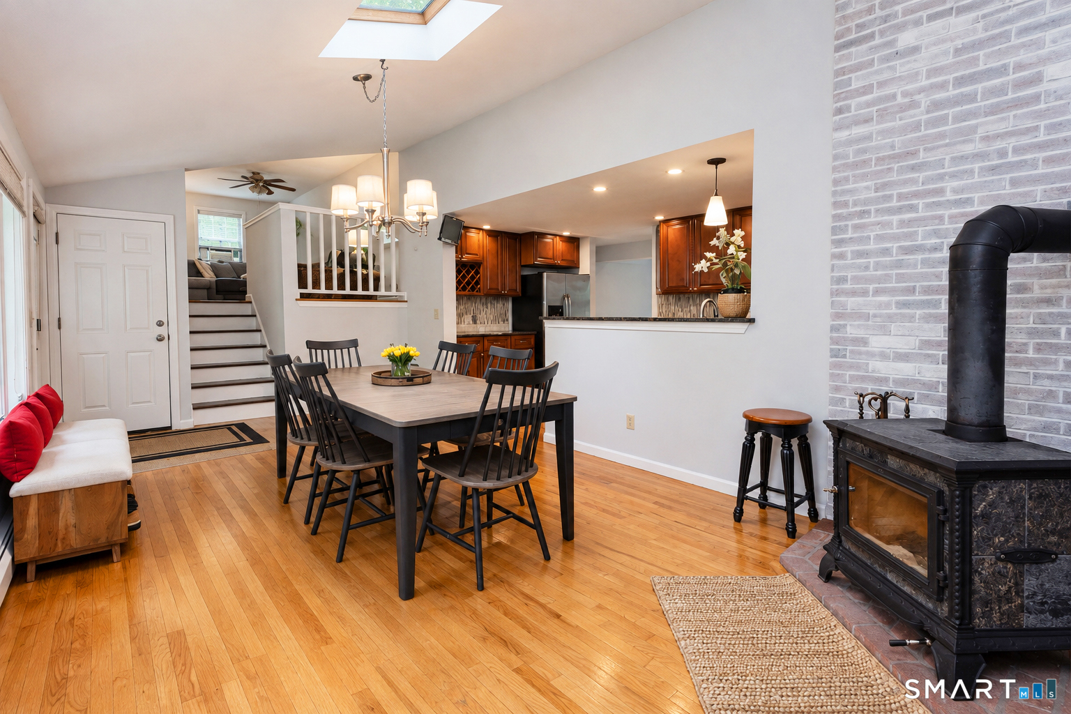 138 Tariffville Road Property Photo 15