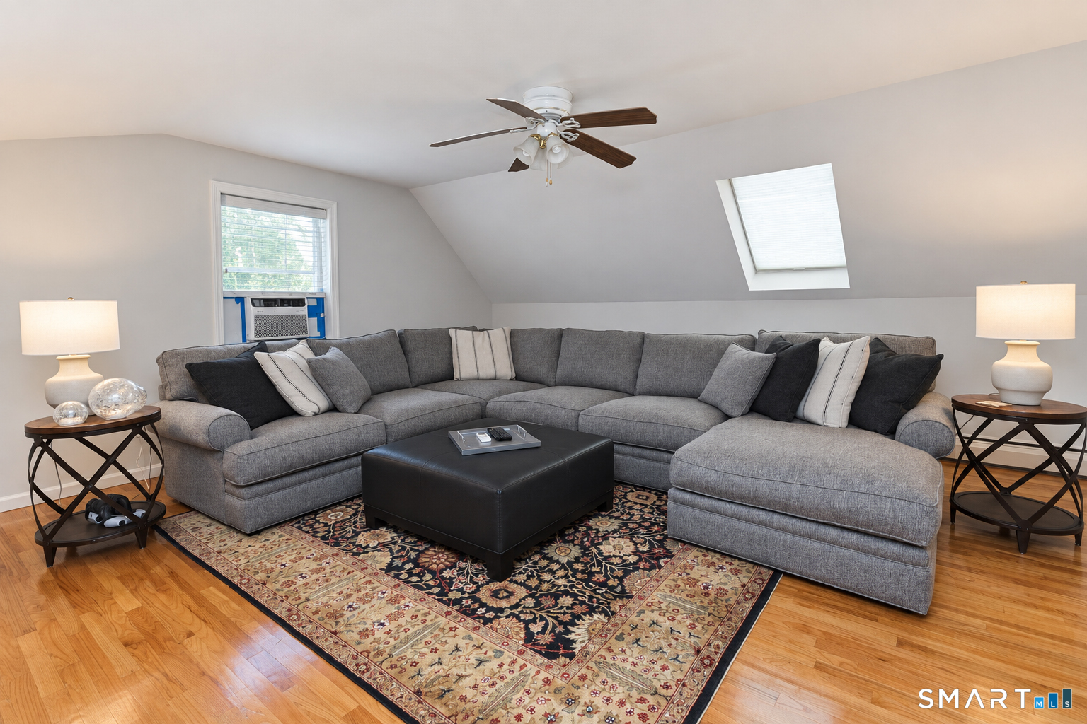 138 Tariffville Road Property Photo 16