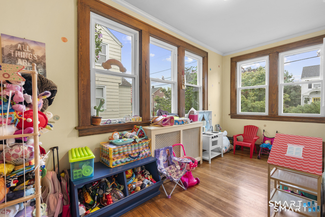 34 Glenwood Avenue Property Photo 4