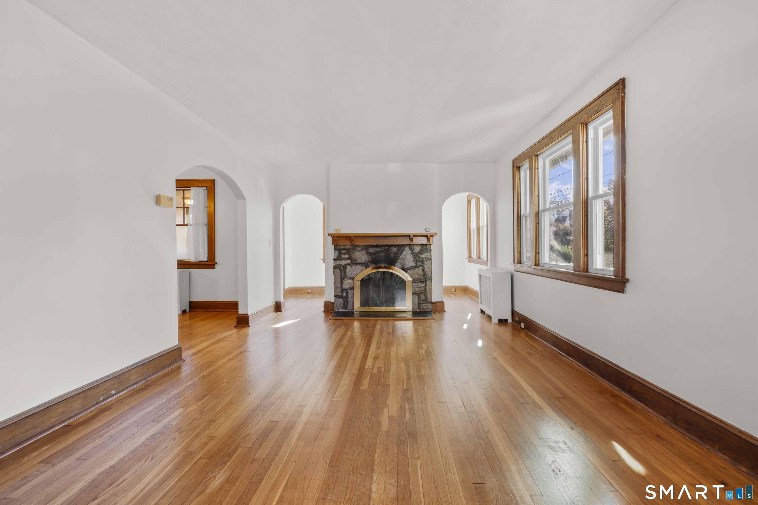 34 Glenwood Avenue Property Photo 4