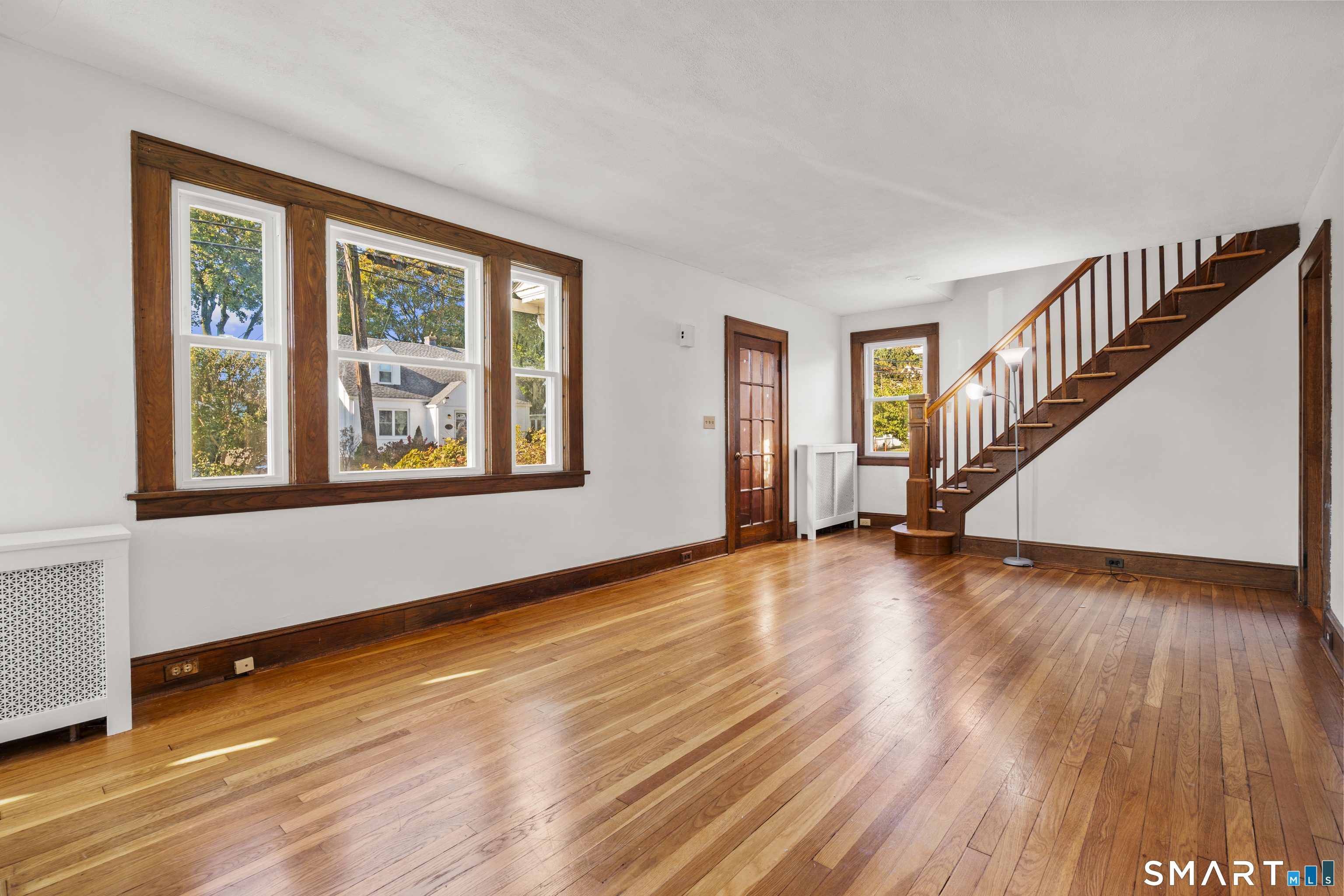 34 Glenwood Avenue Property Photo 5
