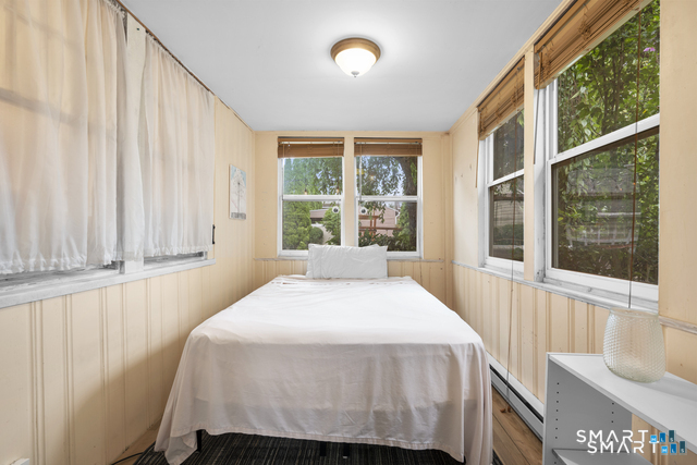 34 Glenwood Avenue Property Photo 12