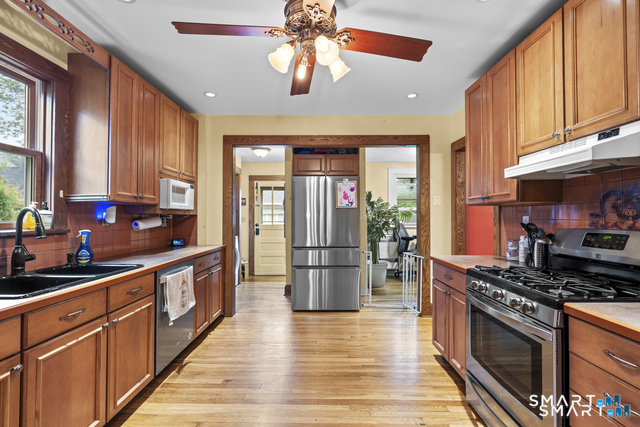 34 Glenwood Avenue Property Photo 16