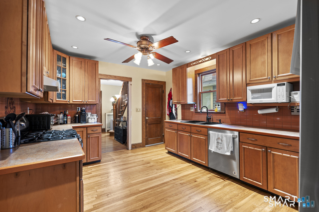 34 Glenwood Avenue Property Photo 19