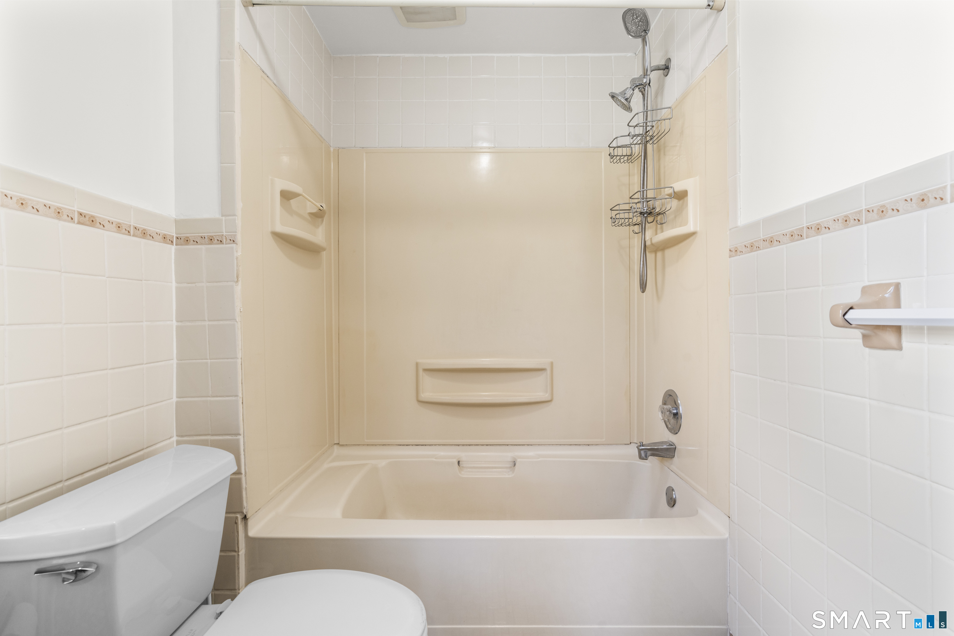 34 Glenwood Avenue Property Photo 30