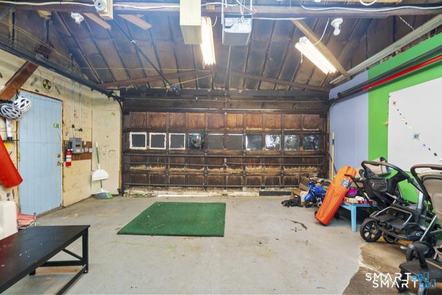 34 Glenwood Avenue Property Photo 39