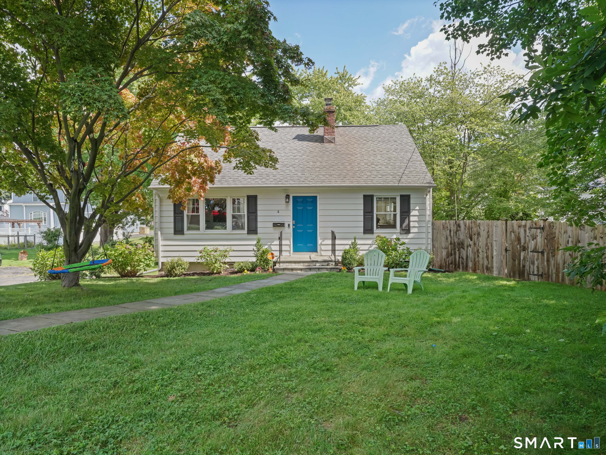 4 Cedarhurst Lane Property Photo 1