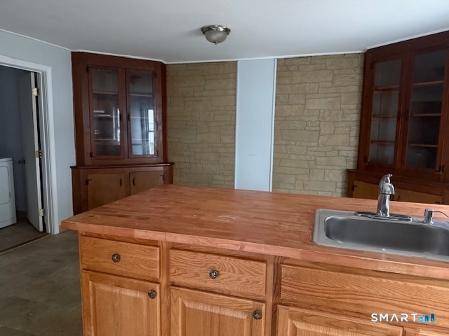 63 Minerva Street Property Photo 6