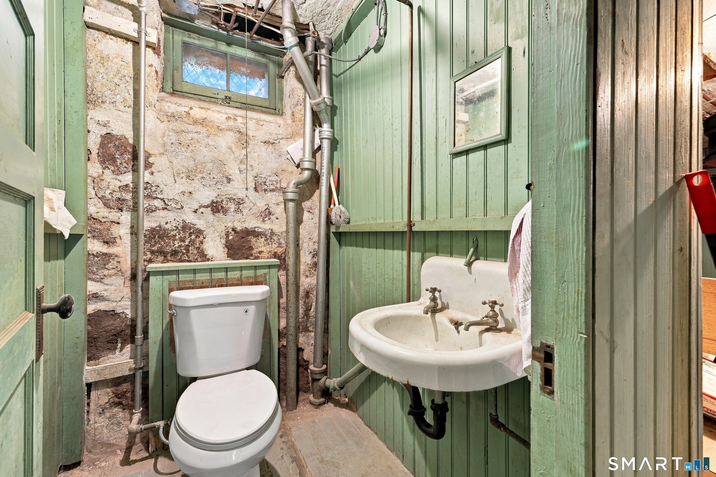 436 Saint Ronan Street Property Photo 40