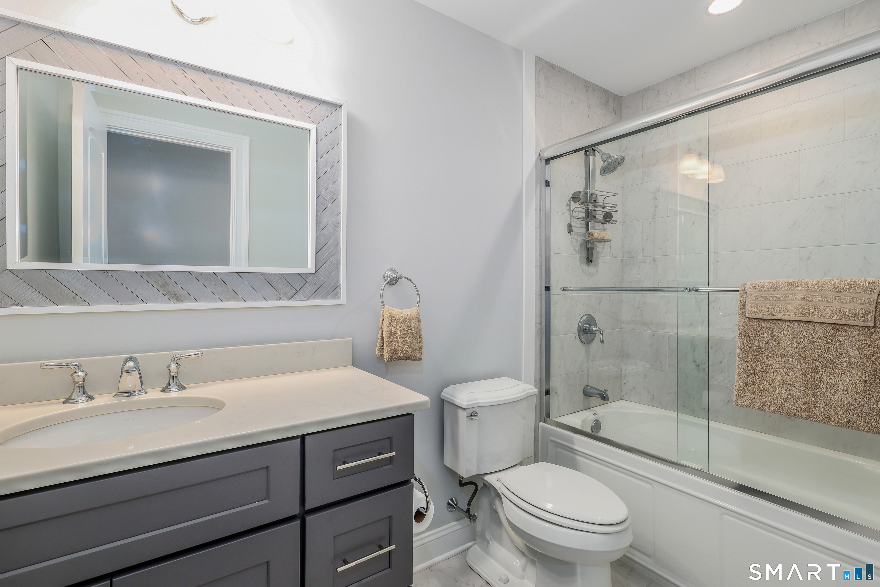105 Perry Avenue Property Photo 27